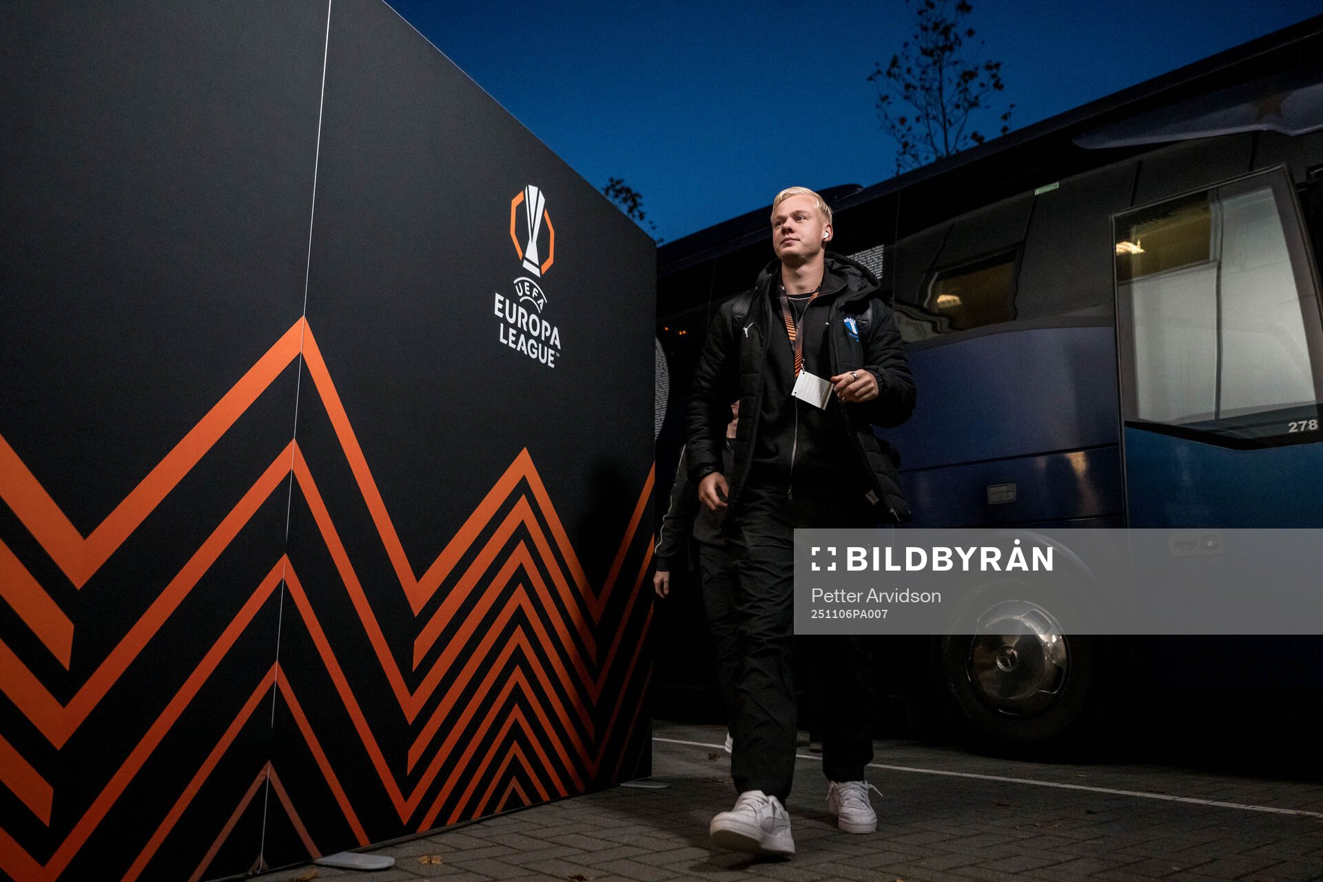 Otto Rosengren of Malmö FF arrives at the stadium