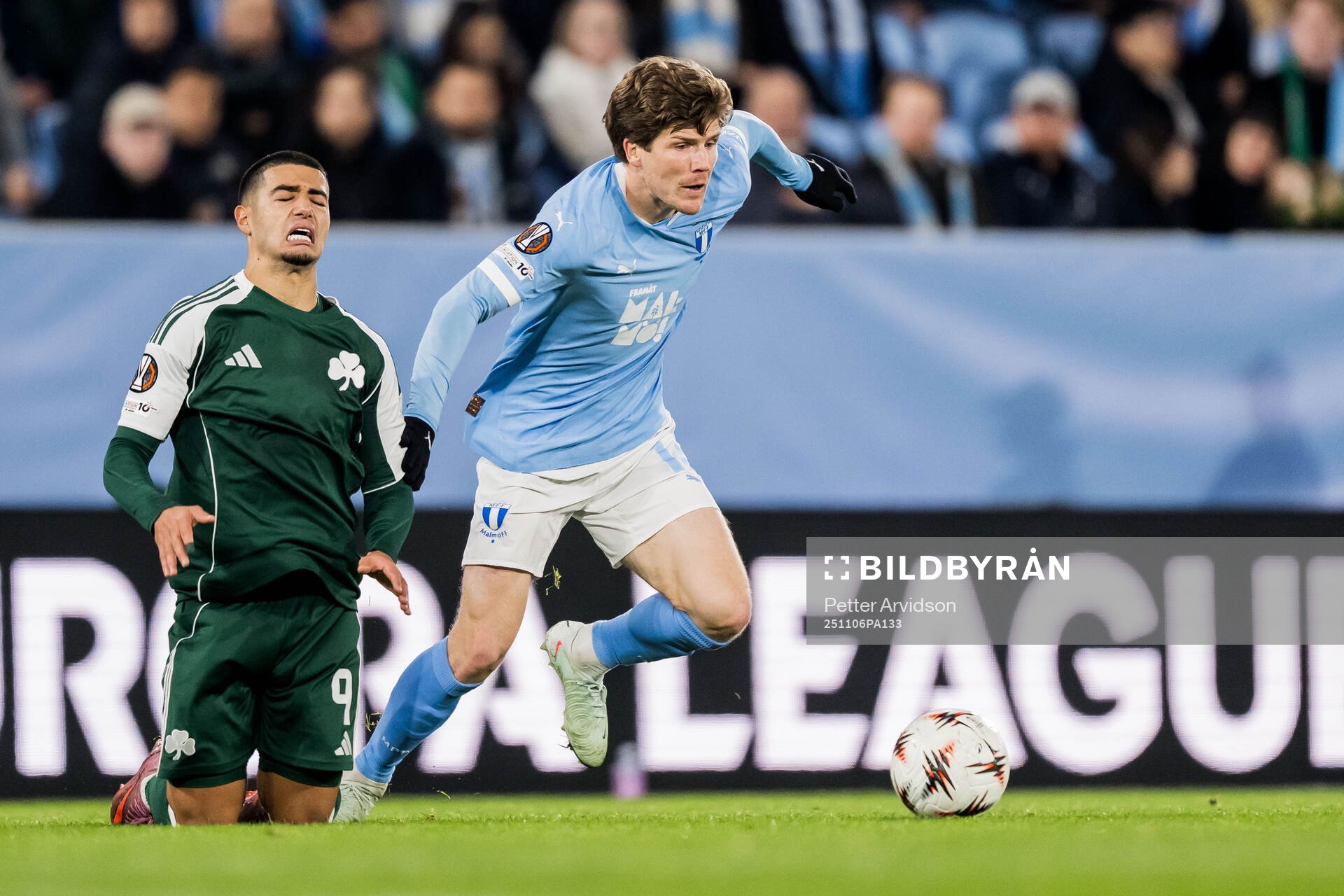 Anass Zaroury of Panathinaikos and Oliver Berg of Malmö FF