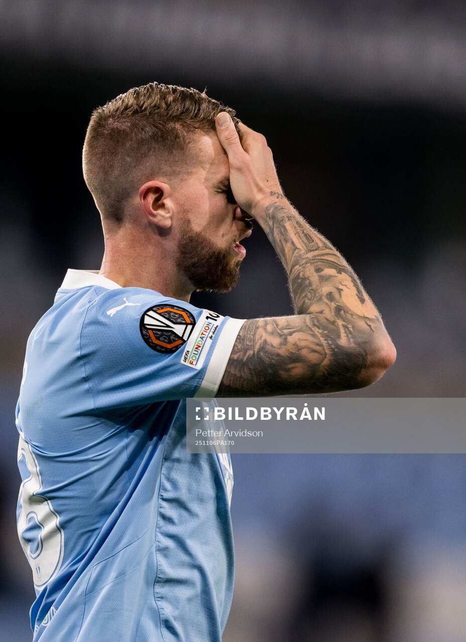 Pontus Jansson of Malmö FF looks dejected