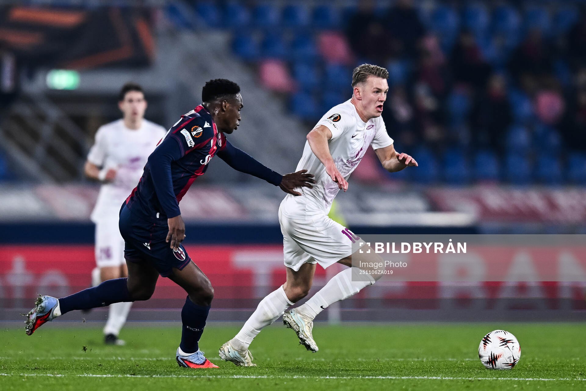 Jhon Lucumi of Bologna and Emil Kornvig of Brann