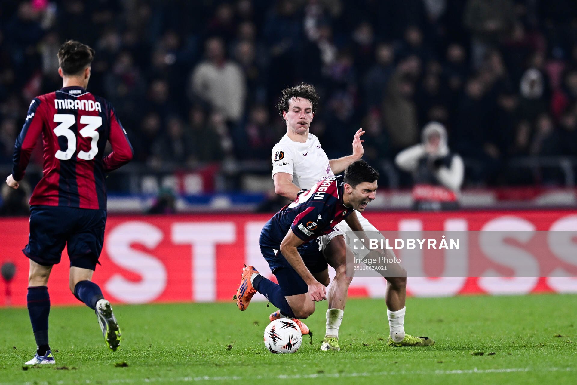Denzel De Roeve of Brann and Nicolo Cambiaghi of Bologna
