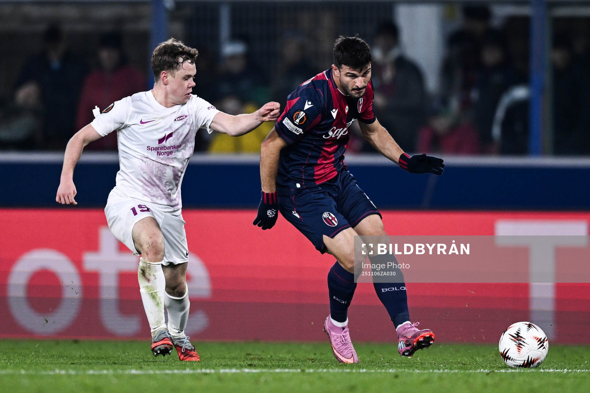 Riccardo Orsolini of Bologna and Eggert Aron Gudmundsson of