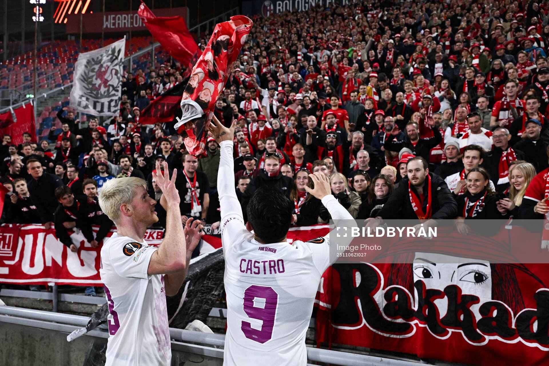 Thore Pedersen and Niklas Castro of Brann with fans
