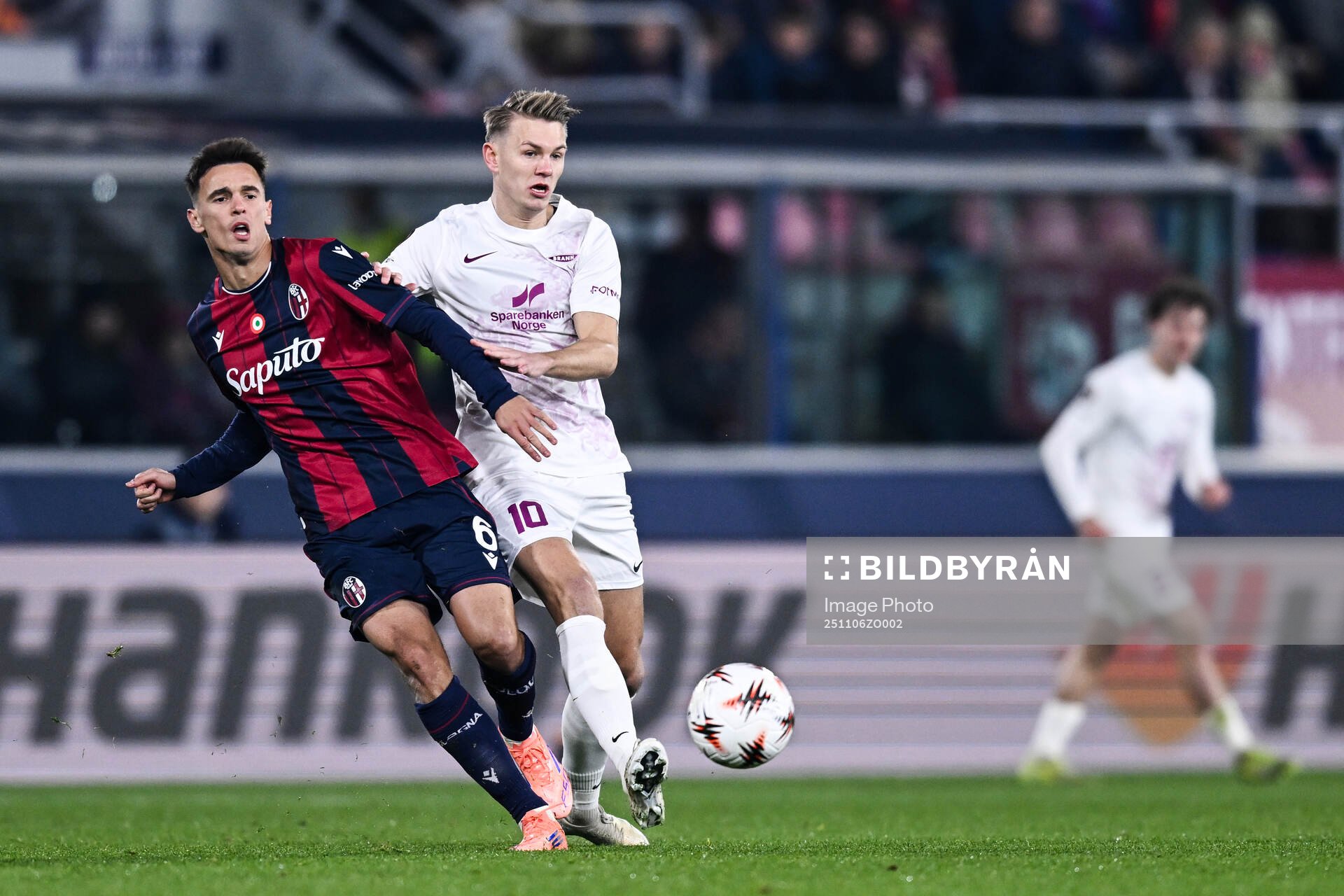 Emil Kornvig of Brann and Nikola Moro of Bologna