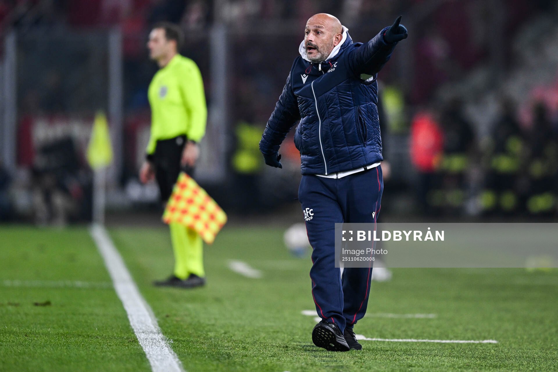 Head coach Vincenzo Italiano of Bologna