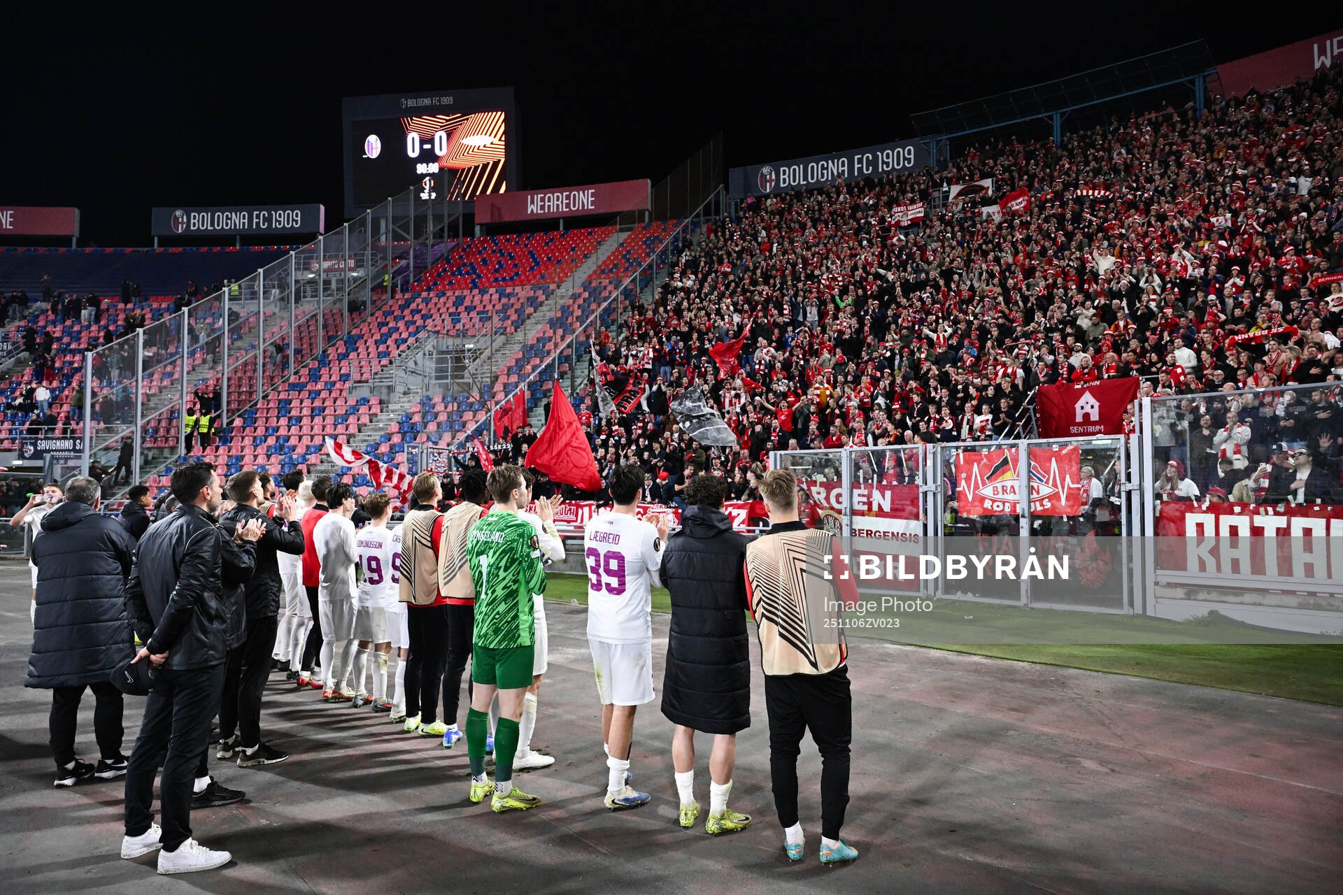 Players of Brann with fans