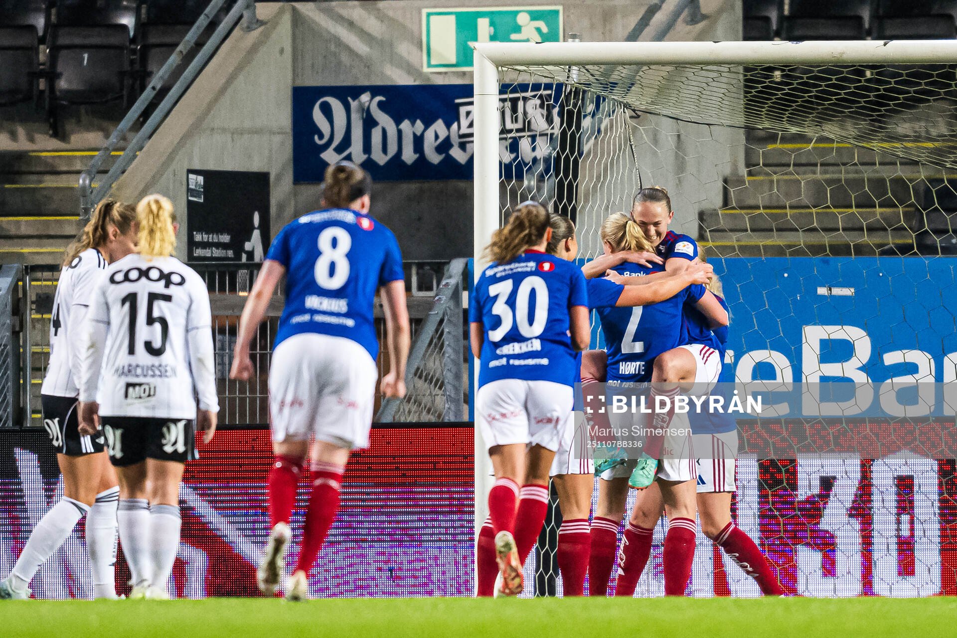 Michaela Kovacs of Vålerenga celebrates