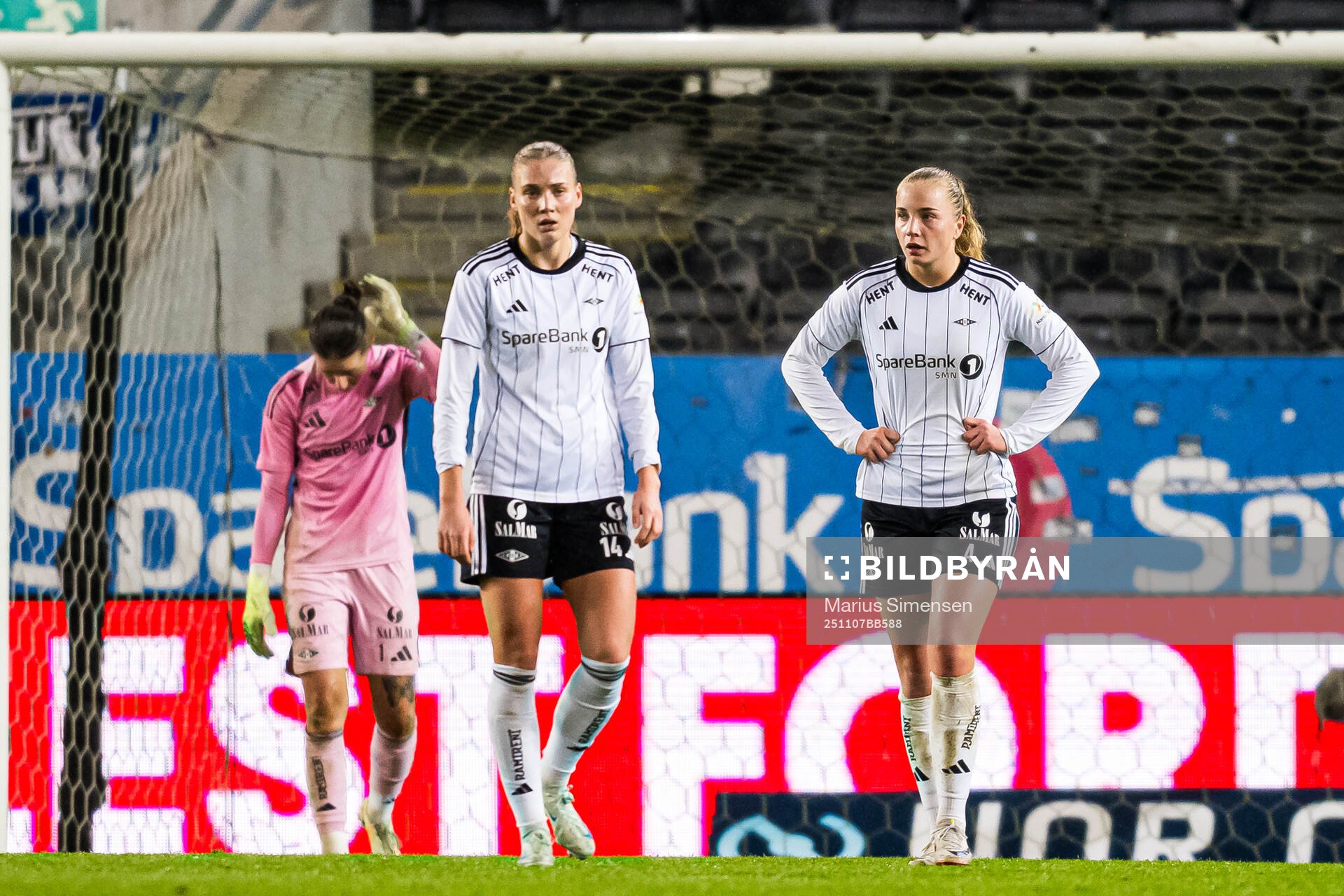 Oline Brekke Fuglem and Synne Aunehaugen of Rosenborg looks
