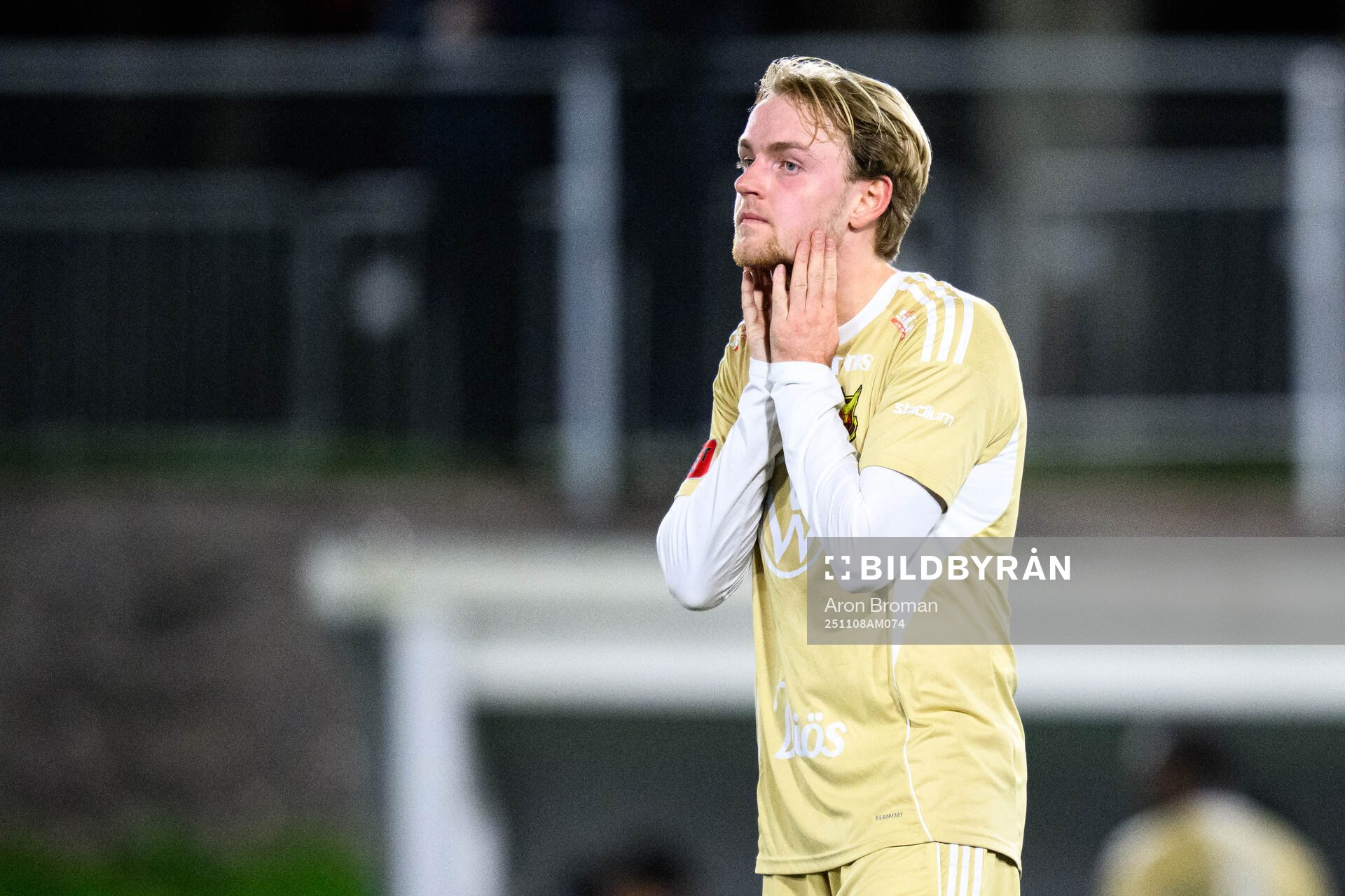 Östersunds Simon Marklund deppar