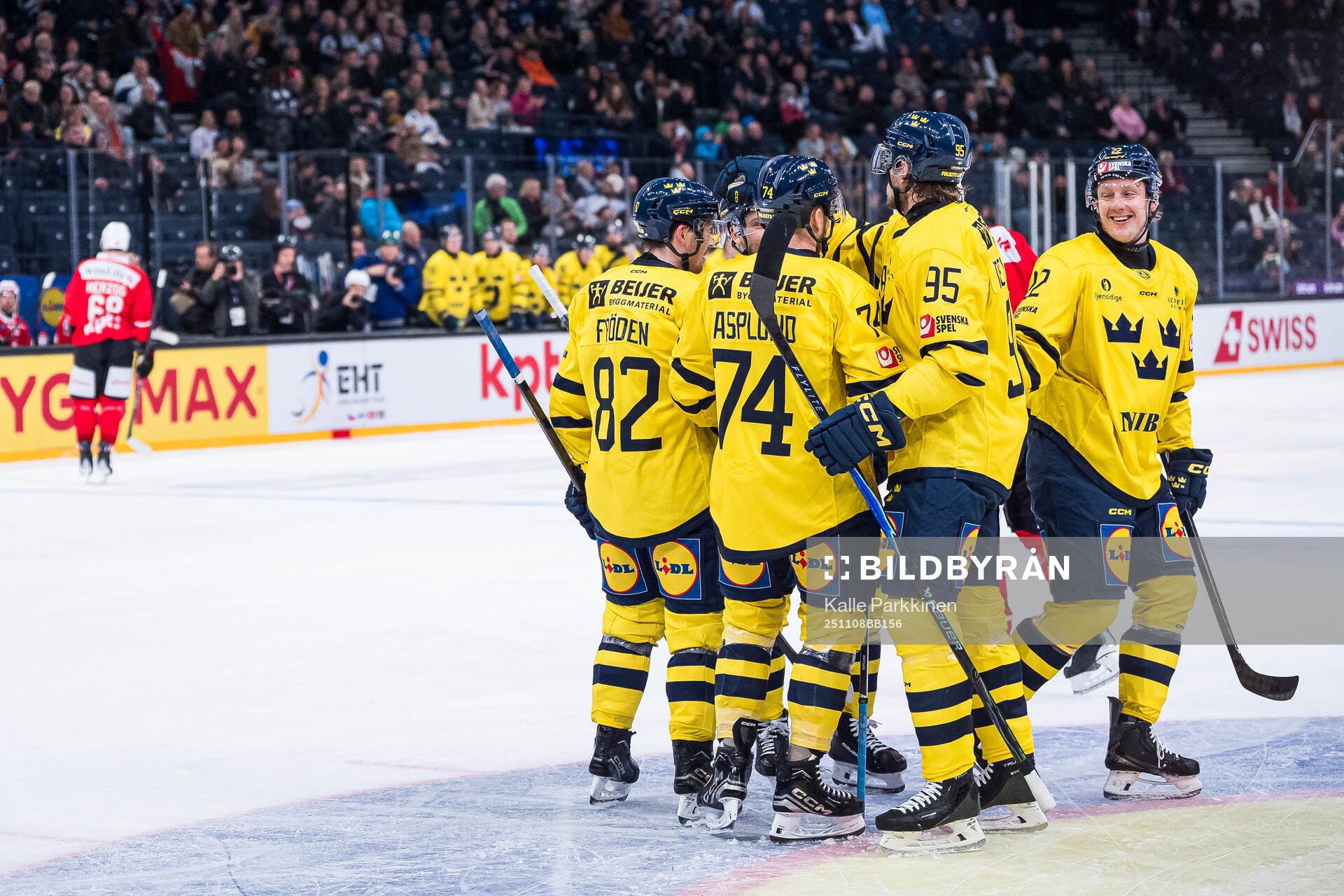 Fredrik Olofsson of Sweden celebrate with teammates