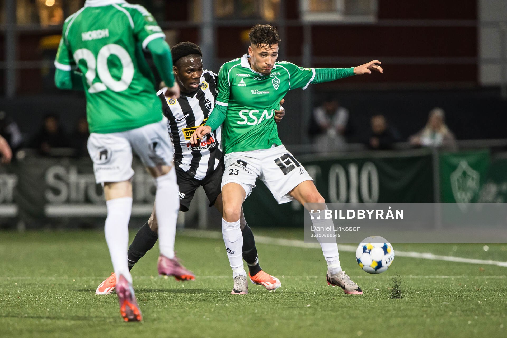 Landskronas Xavier Odhiambo och Brages Noah Åstrand John
