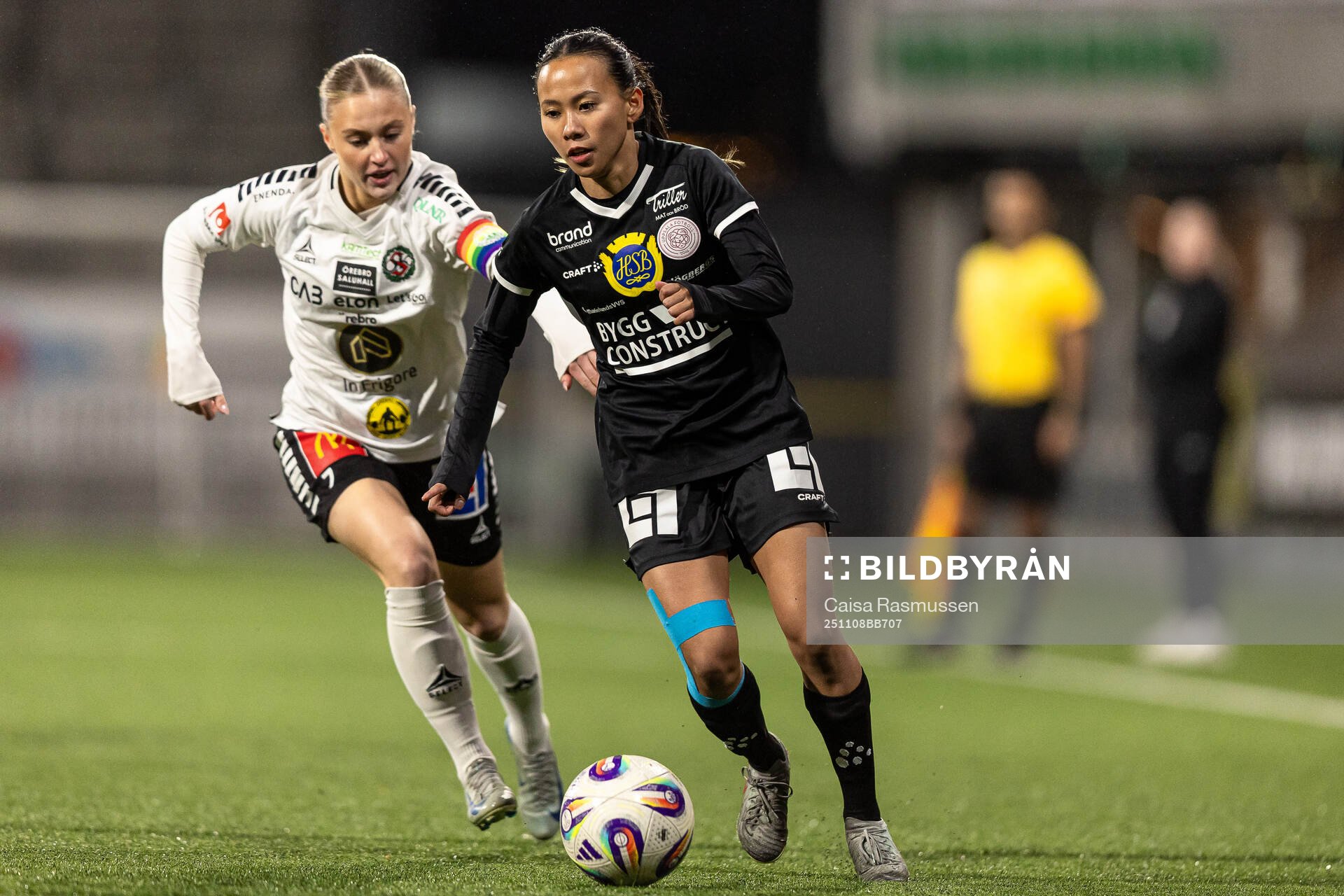 Örebros Nora Törngren och IK Uppsalas Amanda Sundström