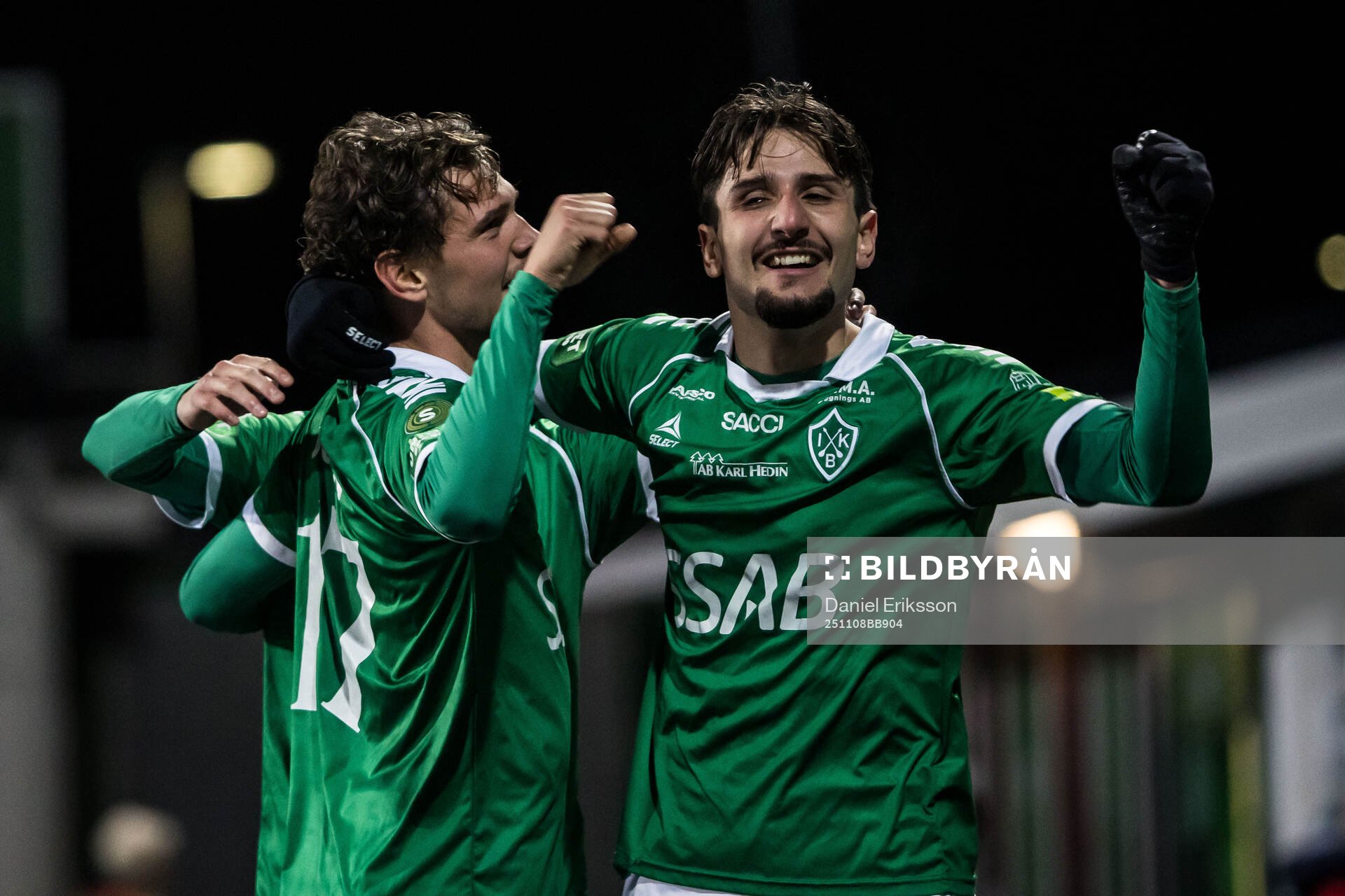 Brages Pontus Jonsson jublar