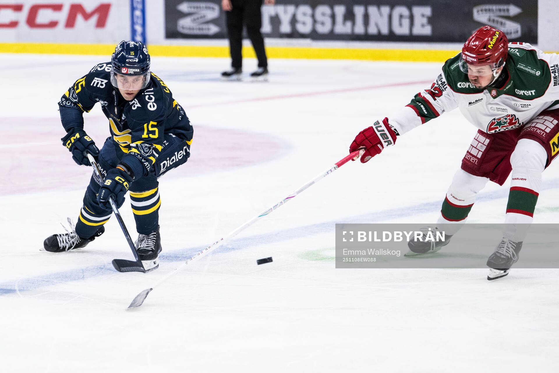 Södertäljes Albin Carlson och Modos David Rundblad