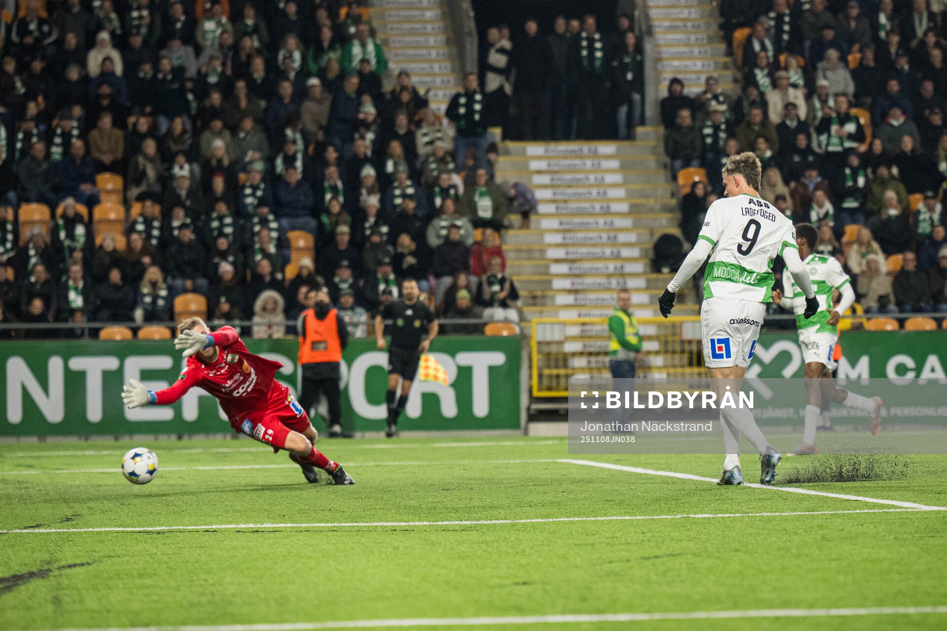 Västerås Mikkel Ladefoged gör 3-1