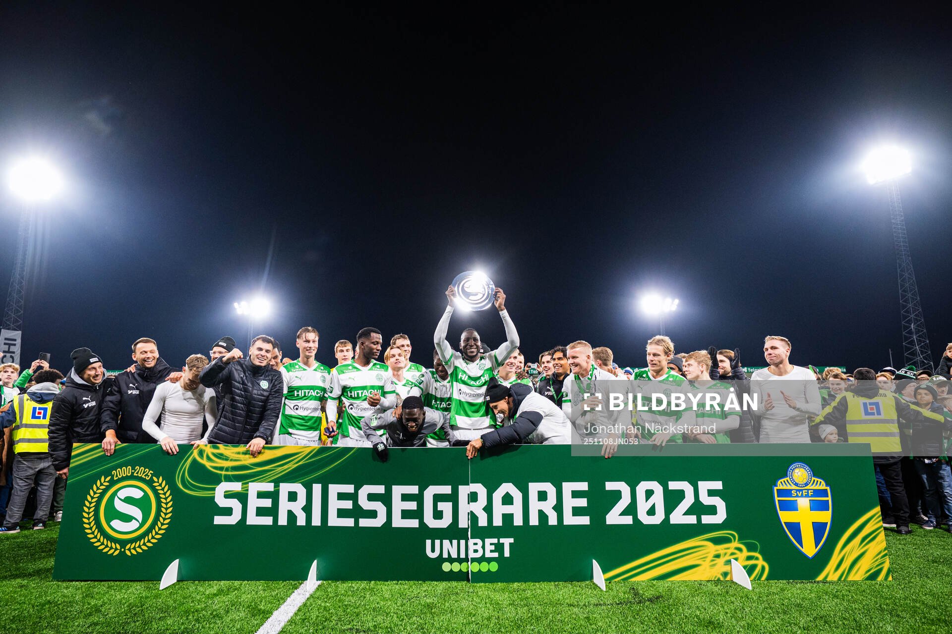 Västerås Frederic Nsabiyumva jublar