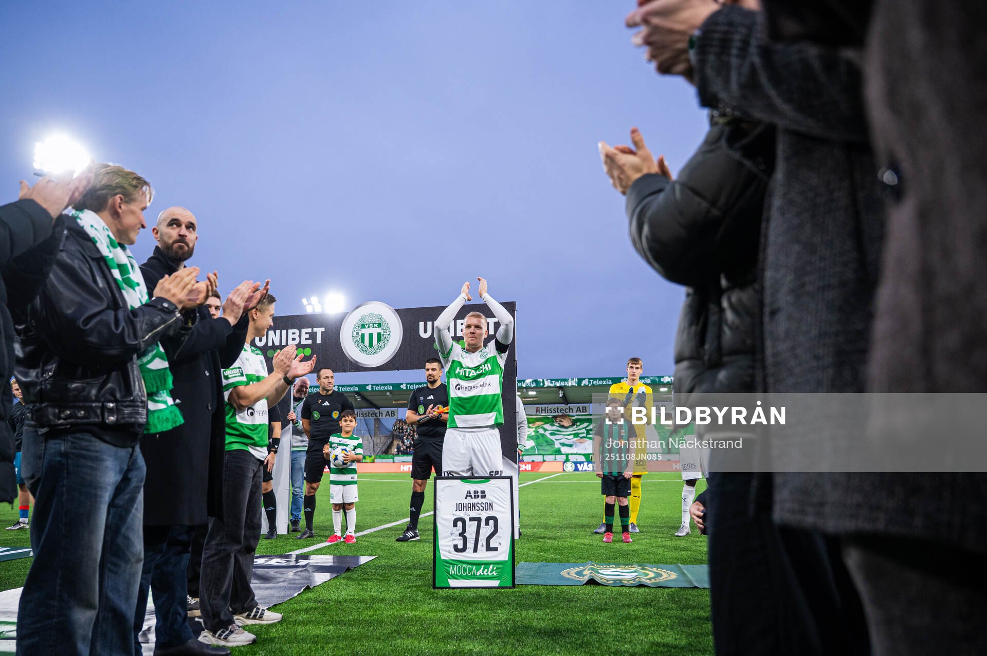 Västerås Simon Johansson hyllas