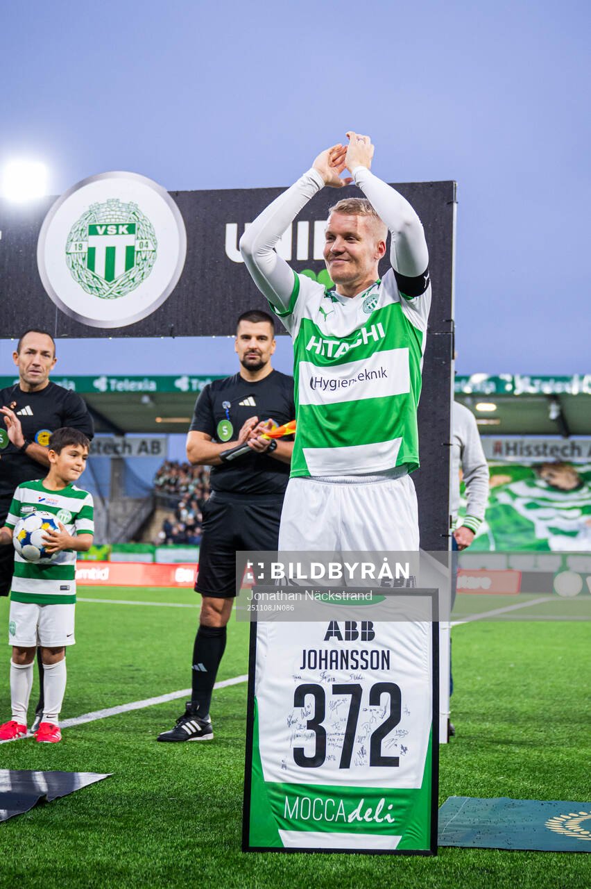 Västerås Simon Johansson hyllas