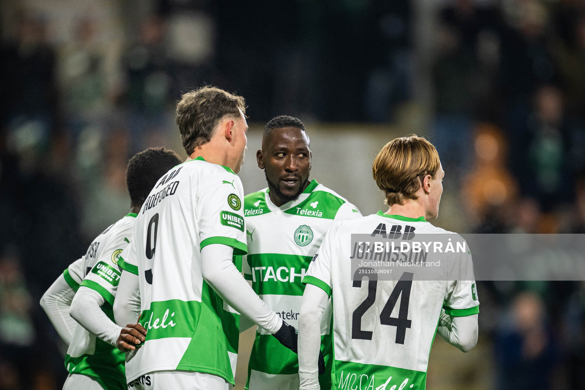 Västerås Mikkel Ladefoged jublar merd Frederic Nsabiyumva