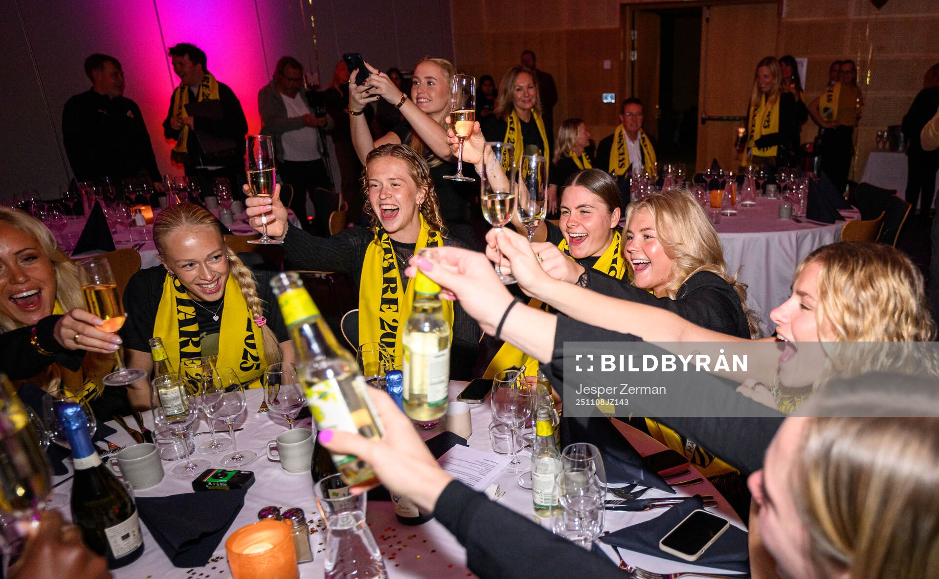 Häckens Lisa Löwing, Emma Östlund, Hanna Wijk och