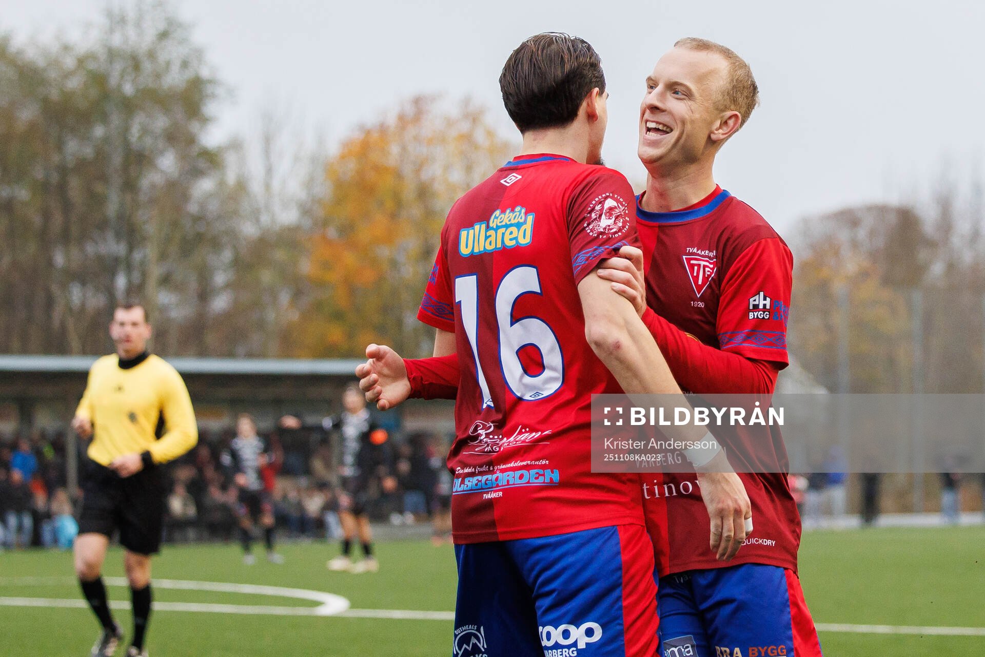 Tvååkers Albin Malmlöf Johansson jublar