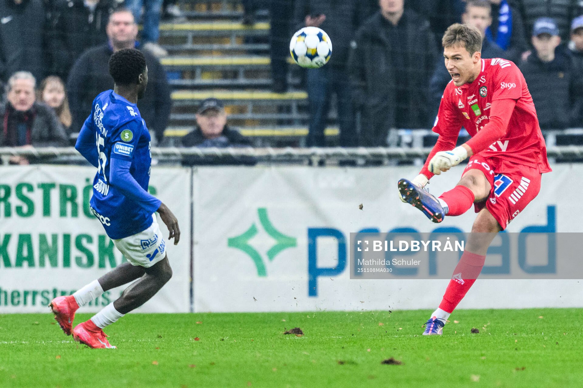 Örebros målvakt Jakub Ojrzynski