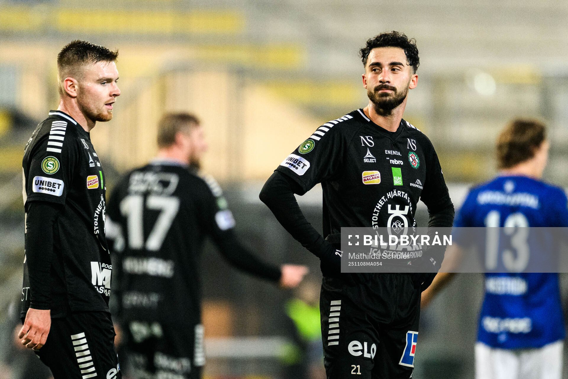 Örebros Simon Amin deppar