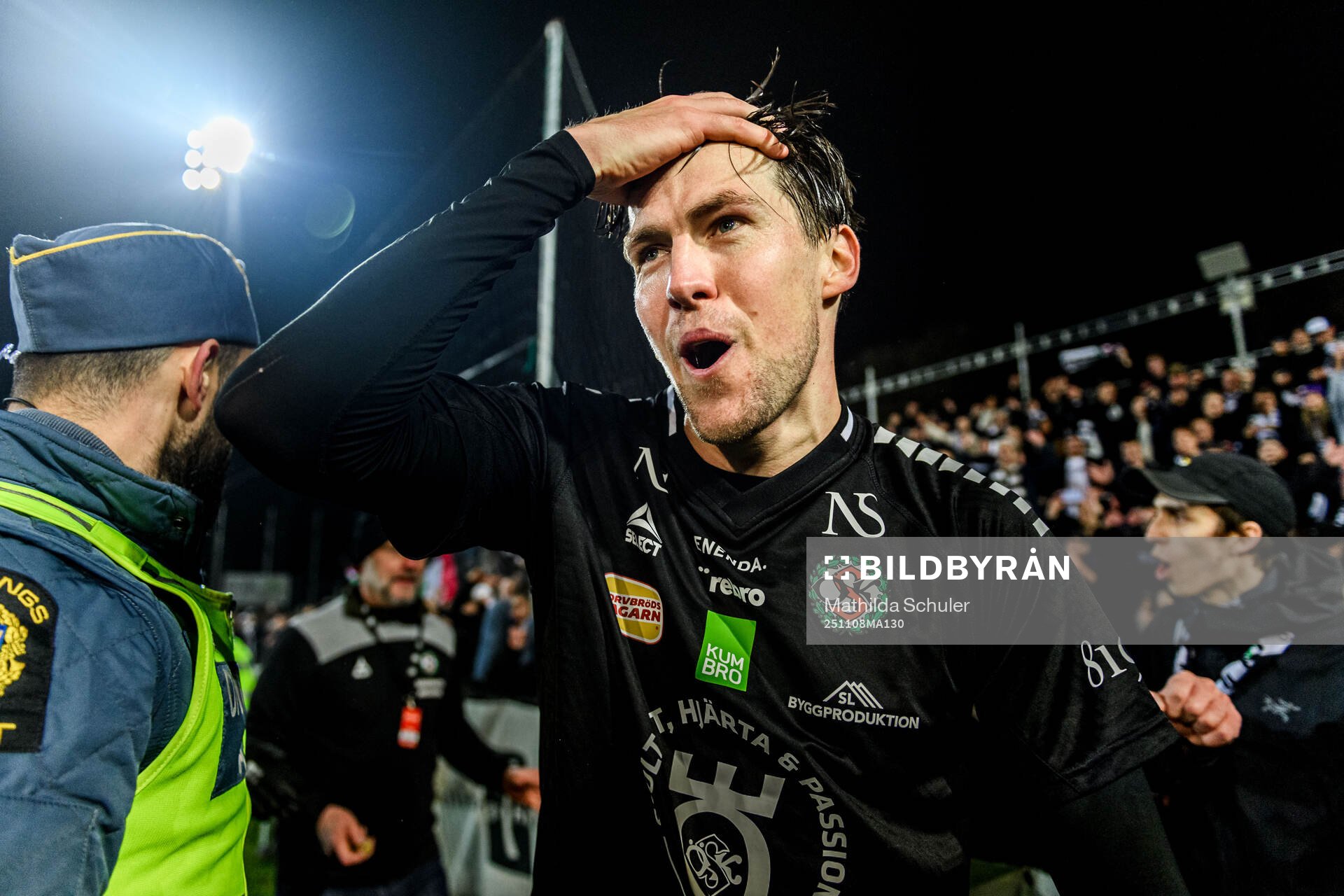 Örebros John Stenberg jublar