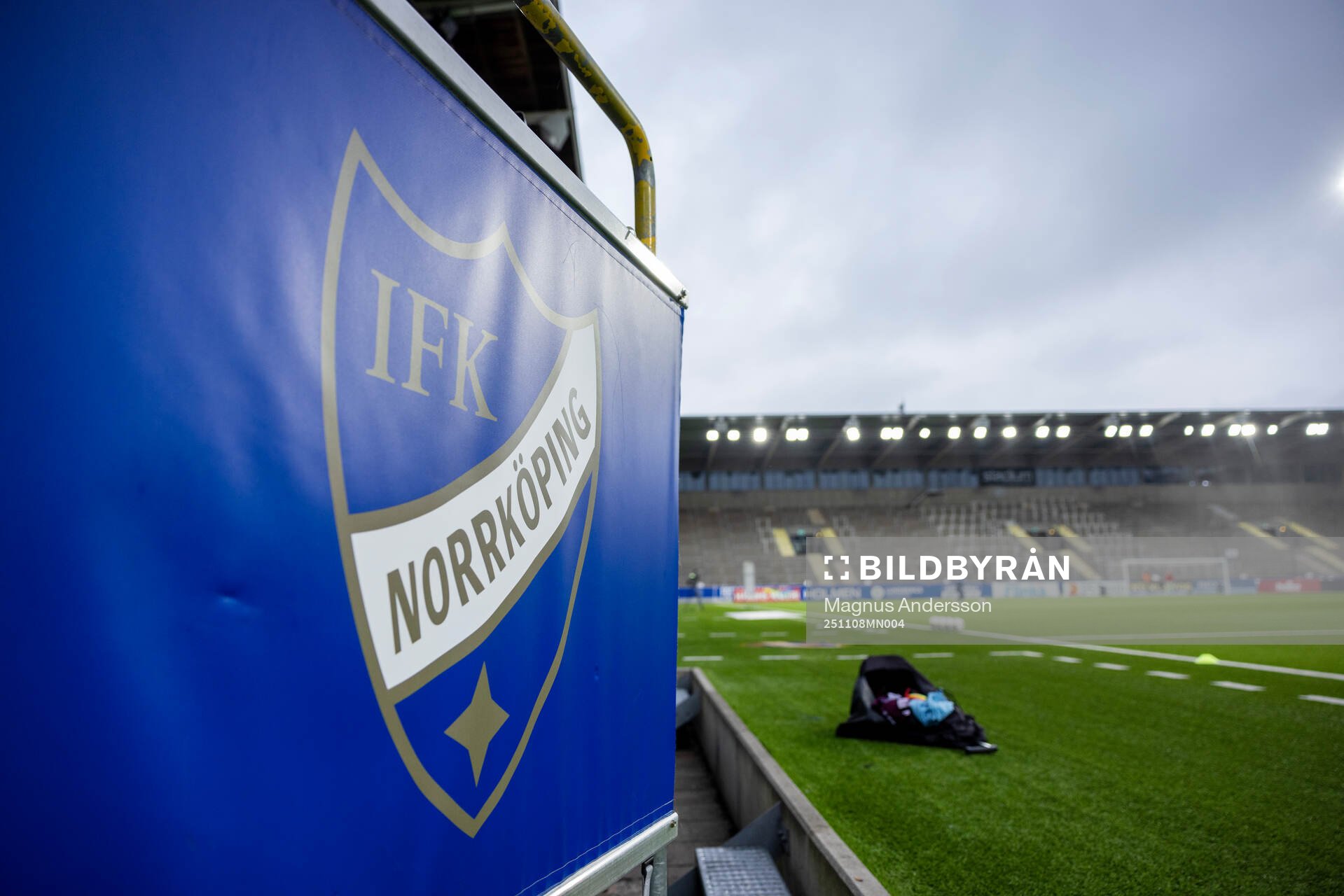 IFK Norrköpings klubbmärke