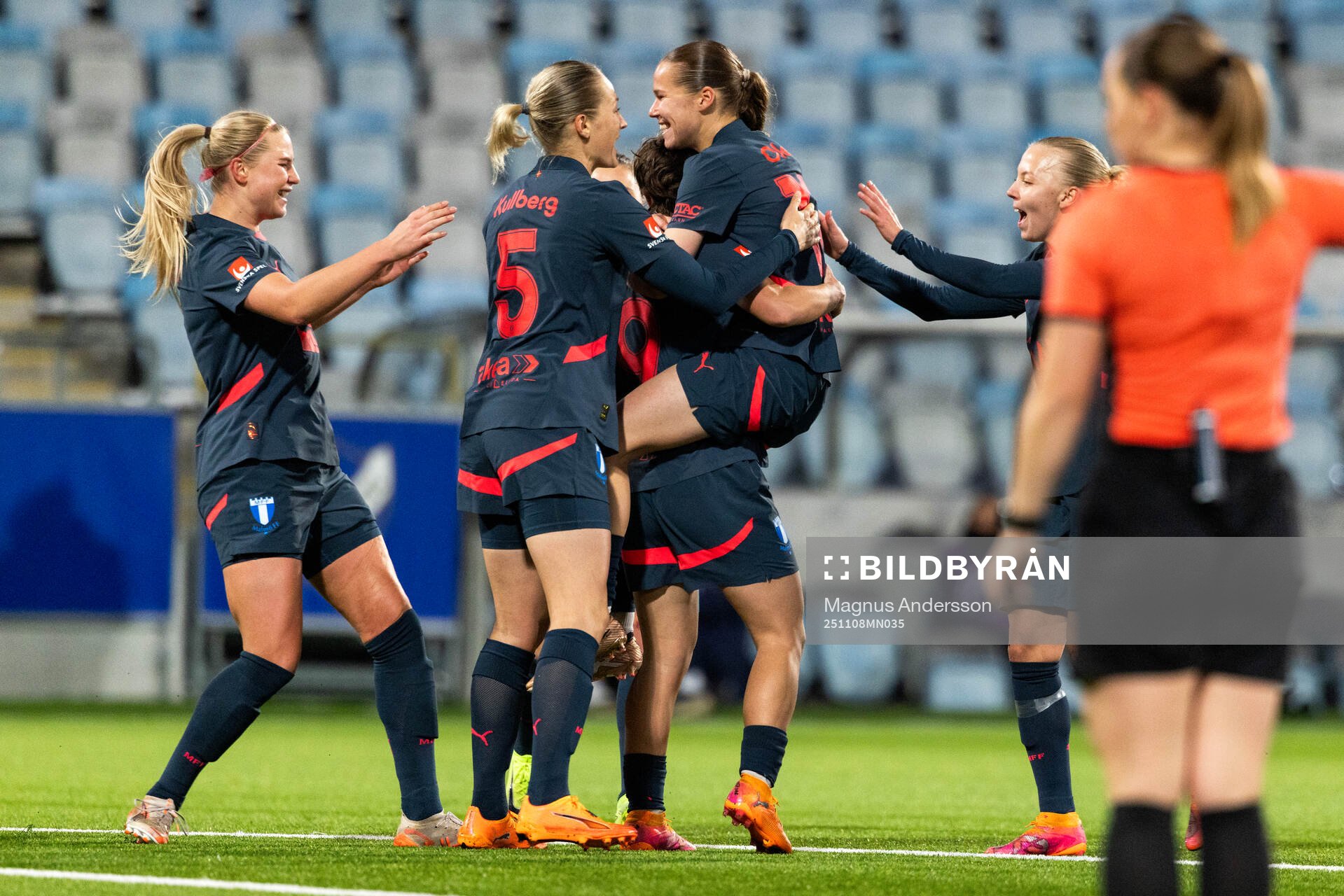 Malmö FFs spelare jublar