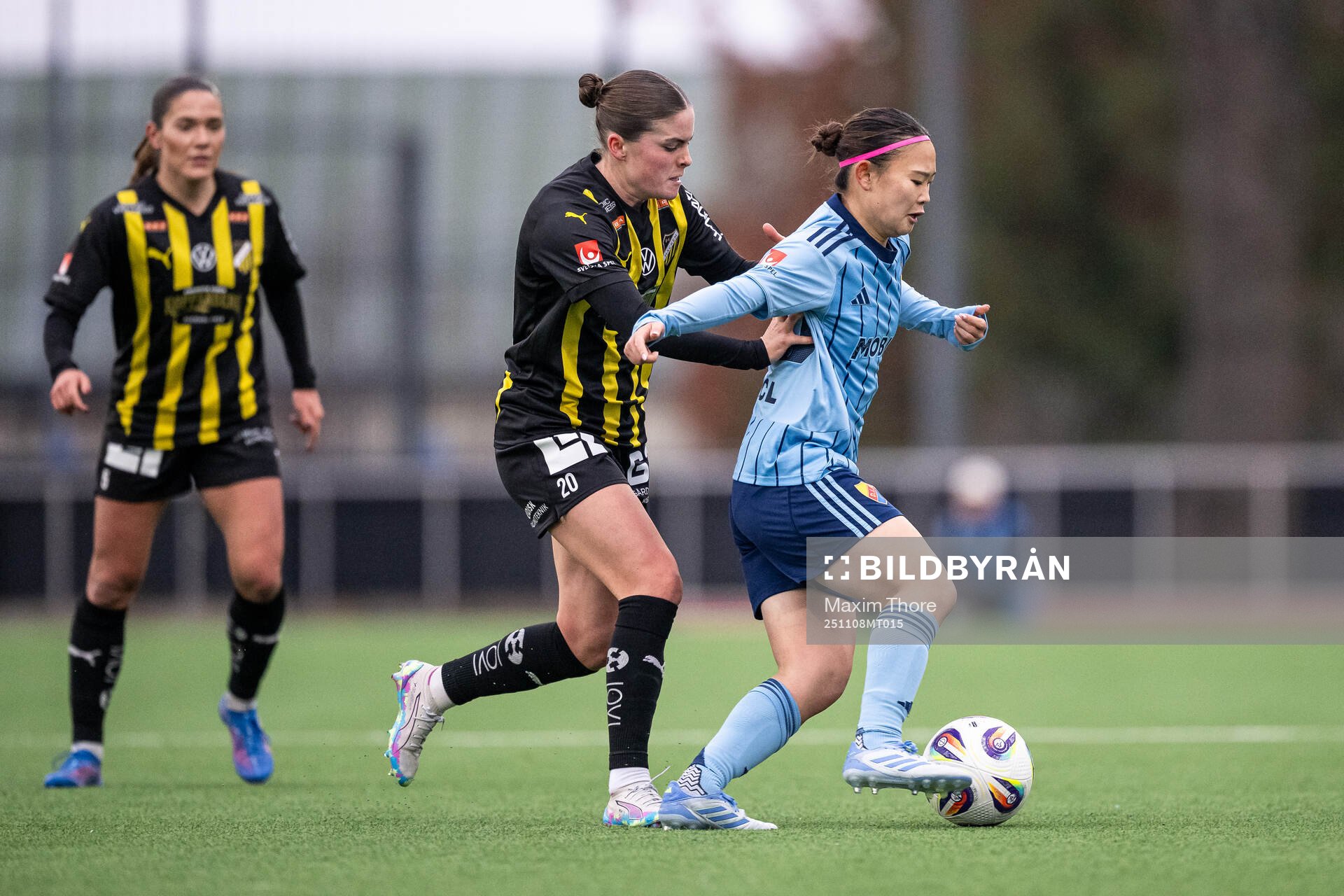 Häckens Hanna Wijk och Djurgårdens Urara Watanabe
