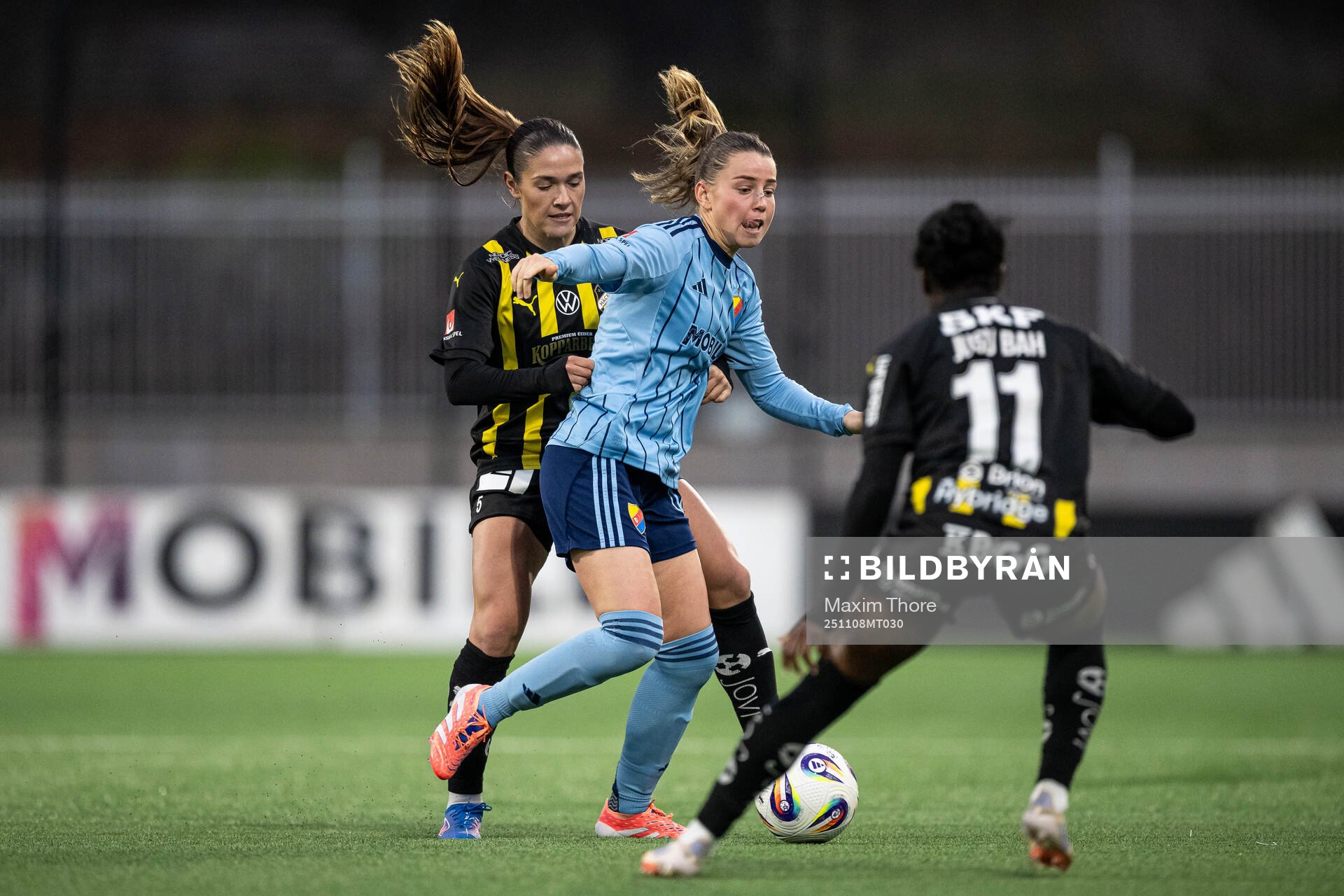 Häckens Mary Caroline Wickenheiser och Djurgårdens Elsa