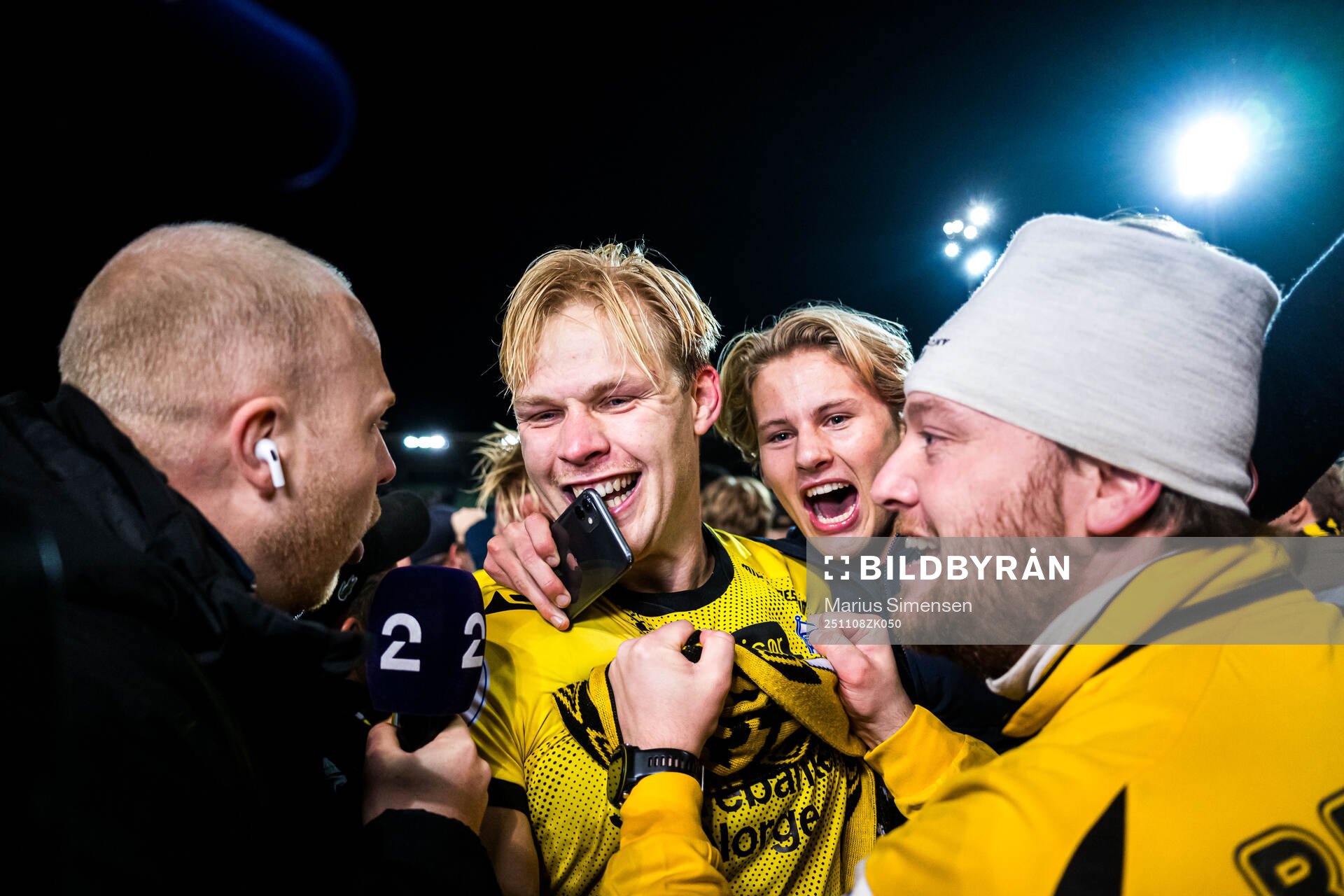 Håkon Holmefjord Lorentzen of Start celebrates promotion
