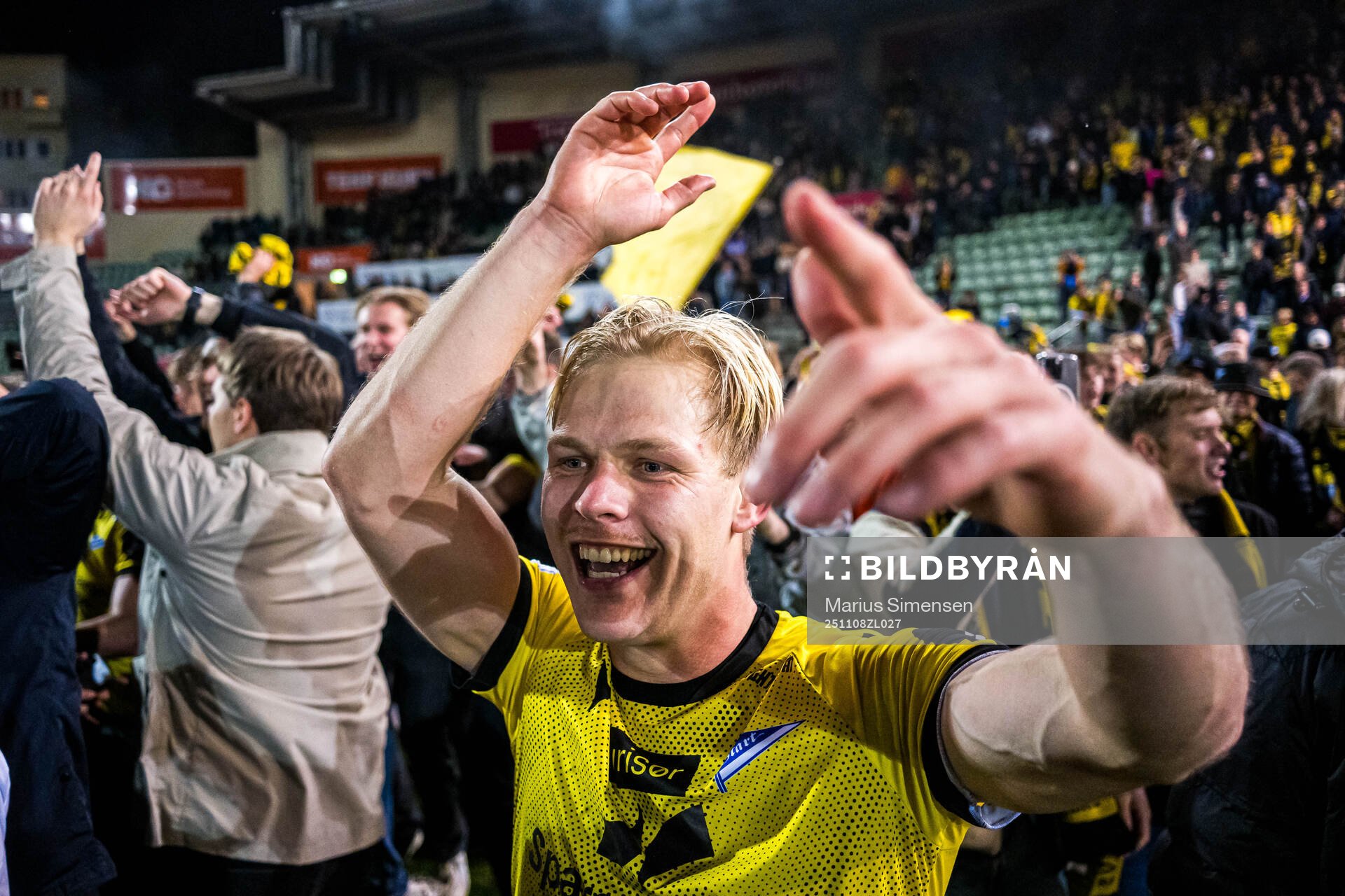 Håkon Holmefjord Lorentzen of Start celebrates promotion