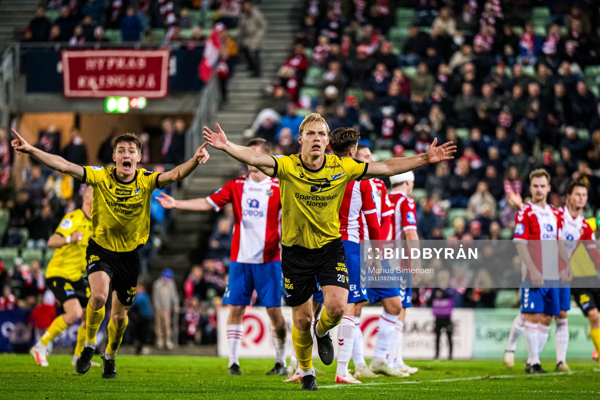Håkon Holmefjord Lorentzen of Start celebrates