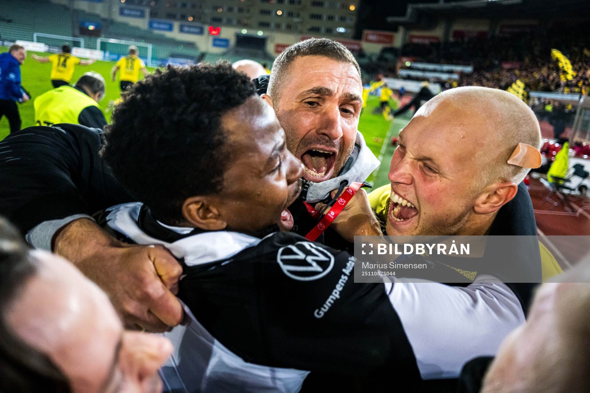 Head coach Azar Karadas and John Olav Norheim of Start