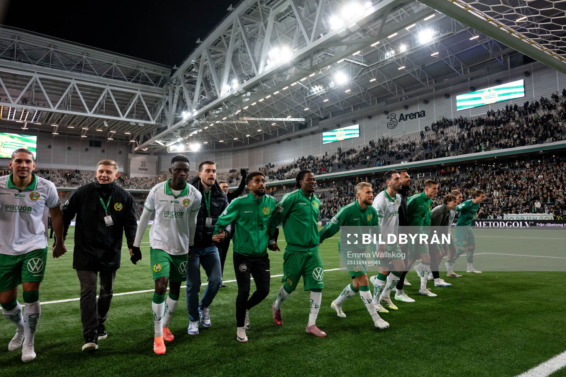 Hammarbys spelare jublar