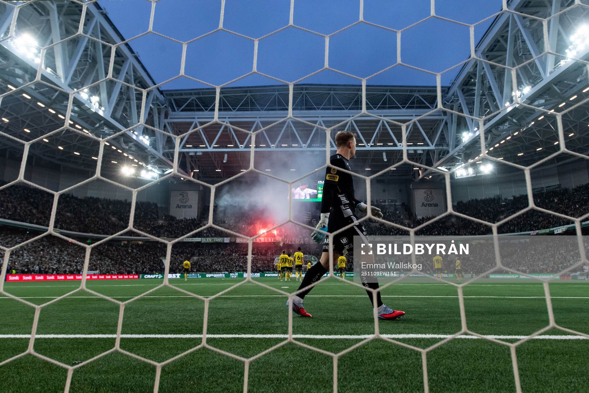 Elfsborgs målvakt Isak Pettersson deppar