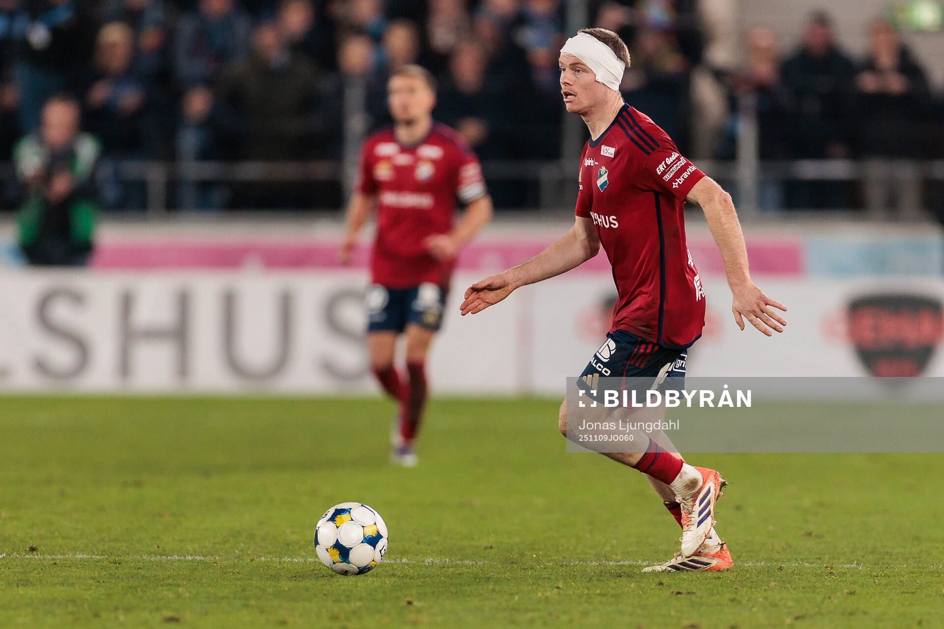 Östers Daniel Ljung med bandage