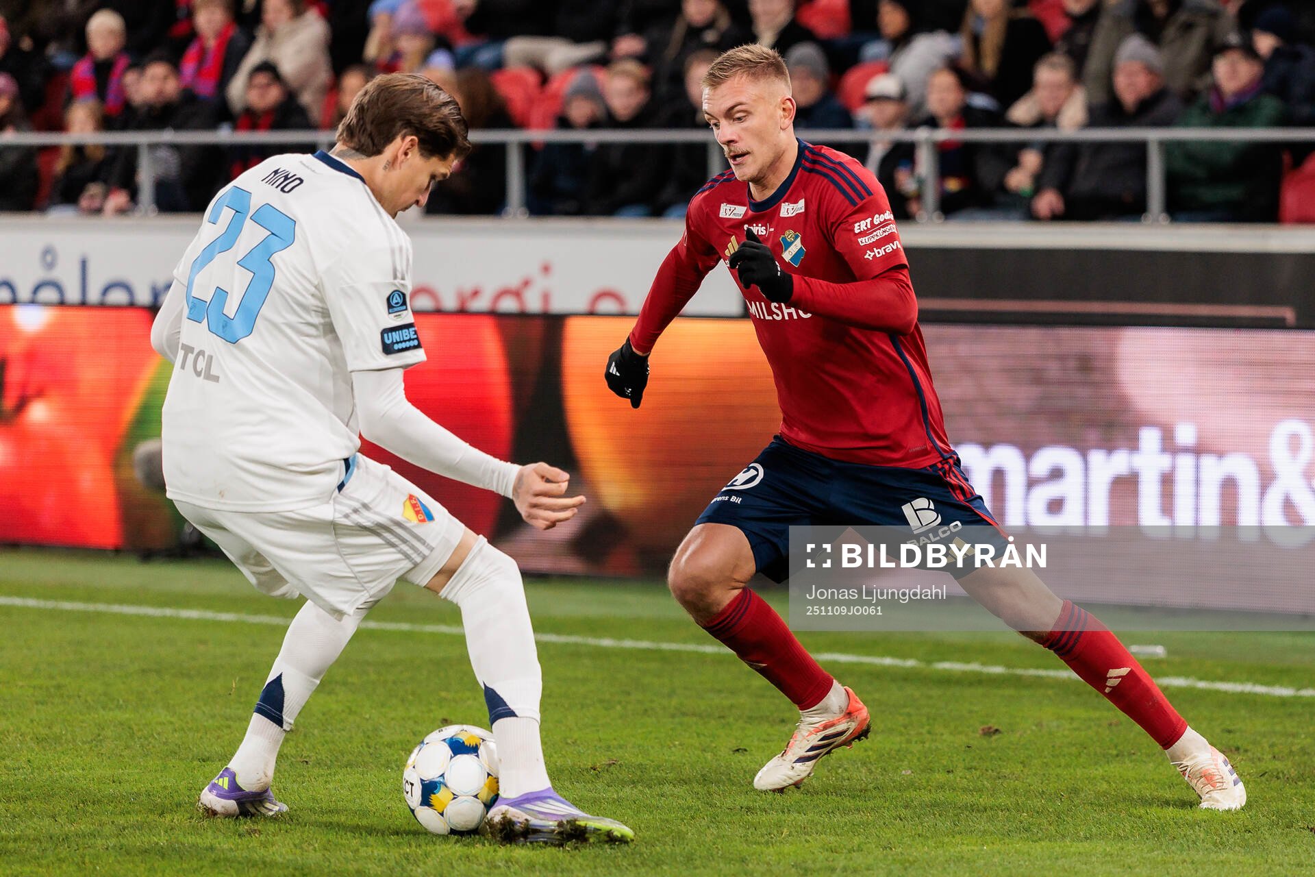 Djurgårdens Nino Zugelj och Östers Dennis Olsson