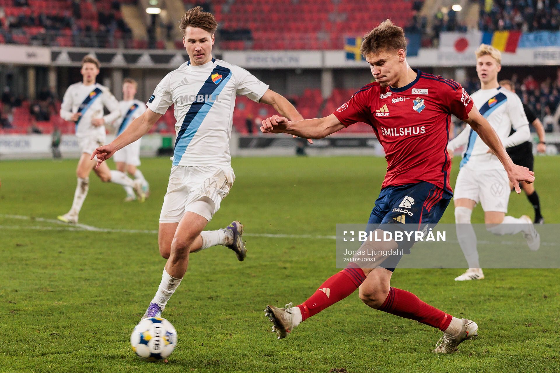 Djurgårdens Miro Tenho och Östers Matias Tamminen