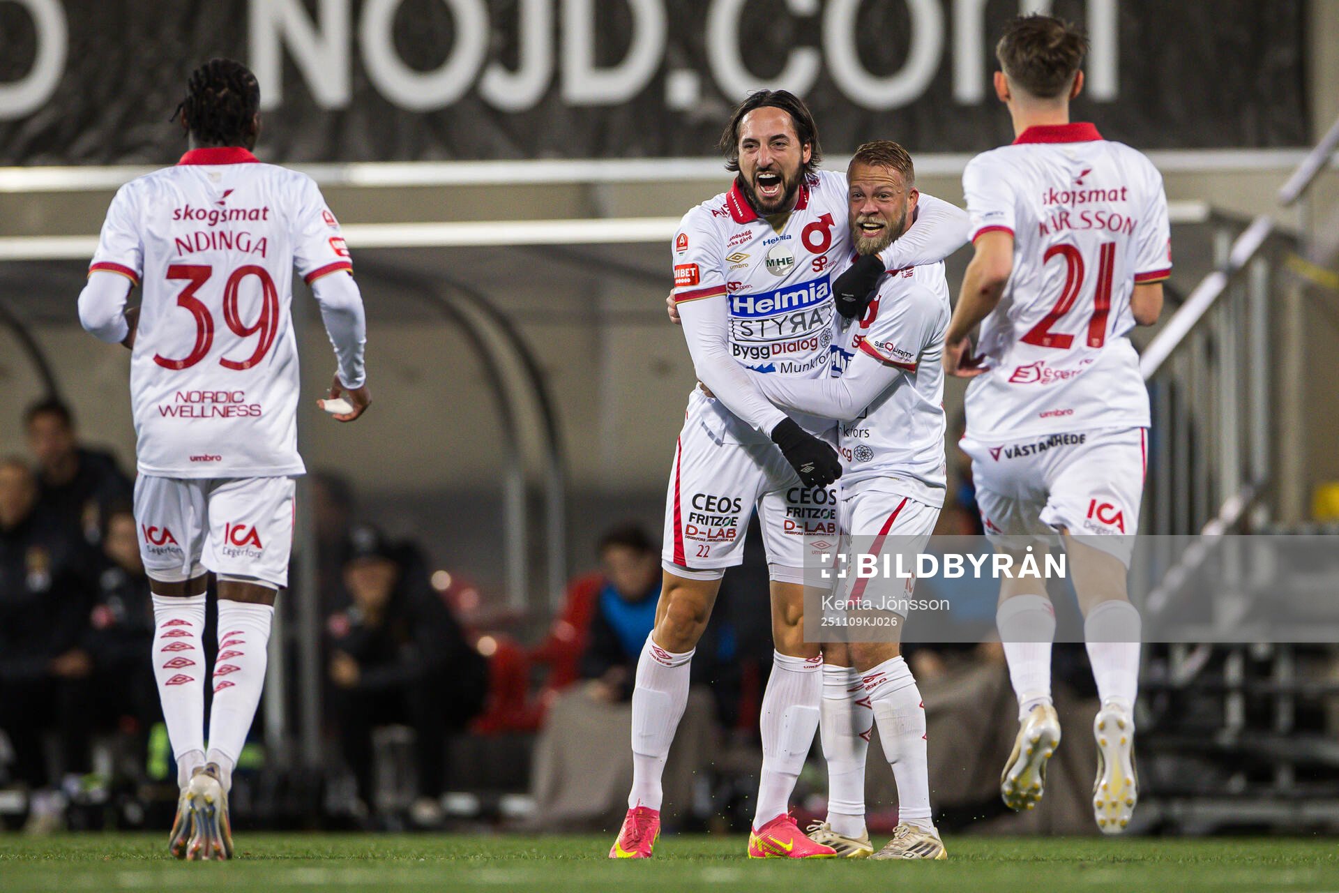 Degerfors Dijan Vukojevic jublar
