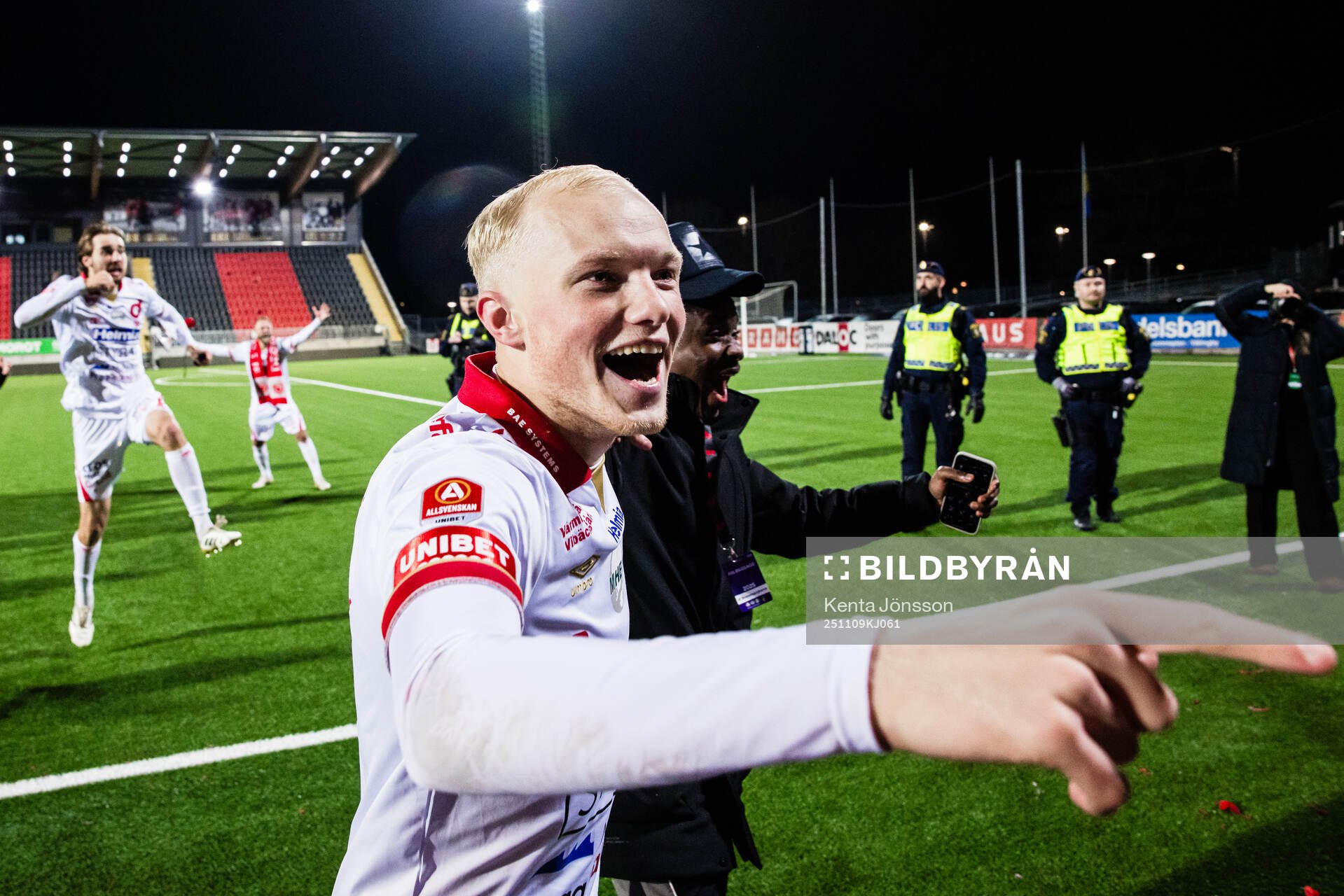 under fotbollsmatchen i Allsvenskan mellan Brommapojkarna