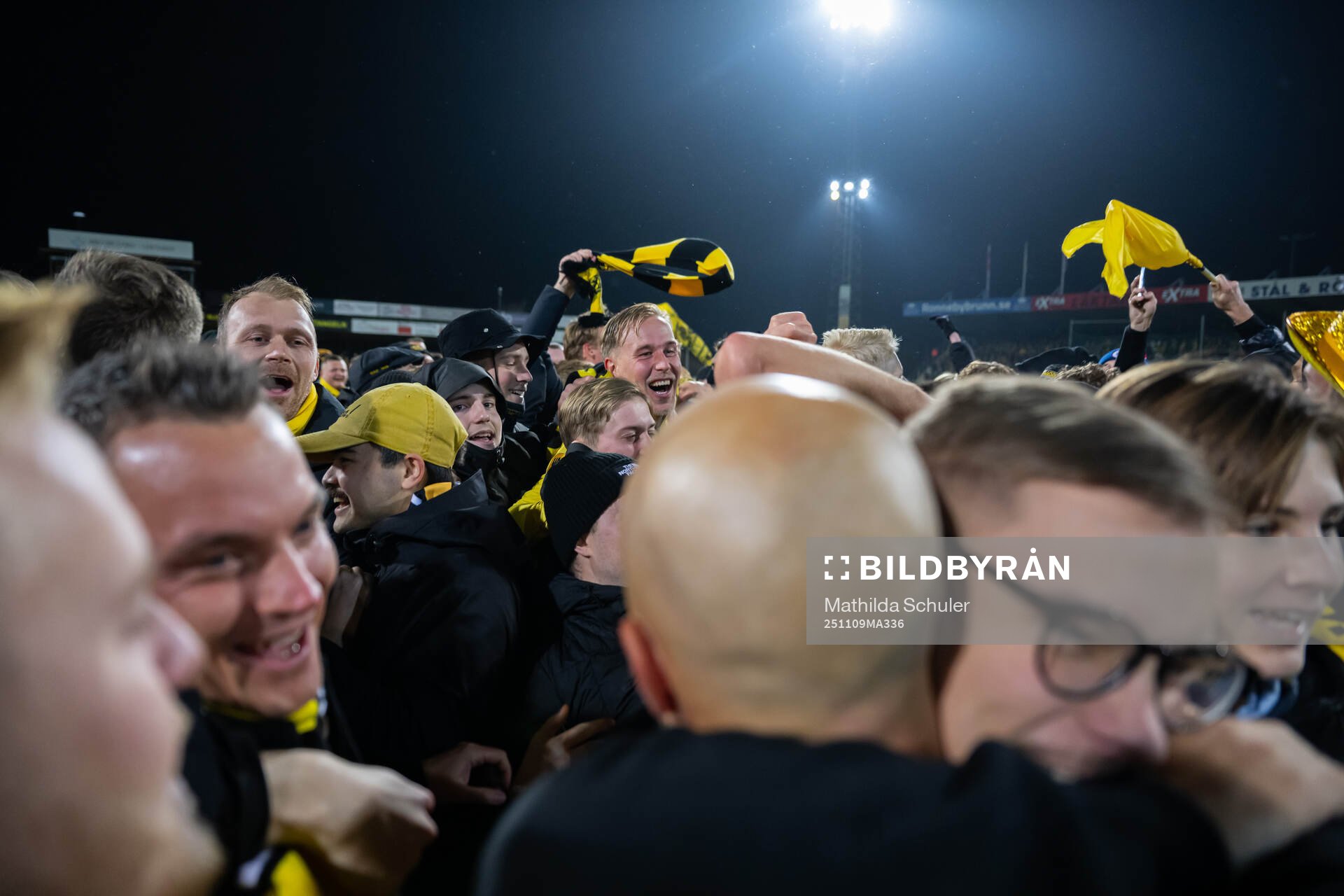 Mjällbys Herman Johansson jublar