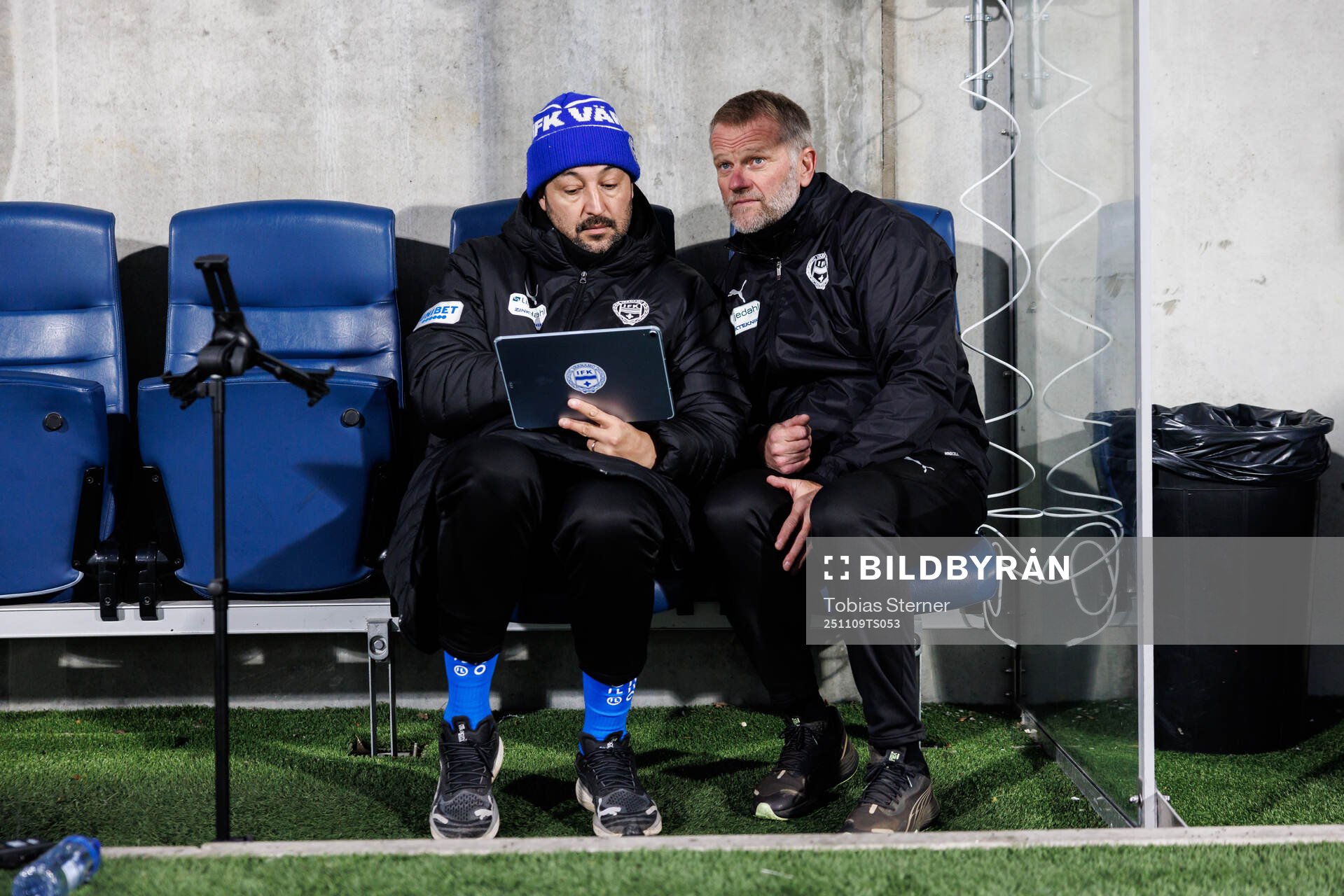 Värnamos assisterande tränare Juan Robledo och tränare