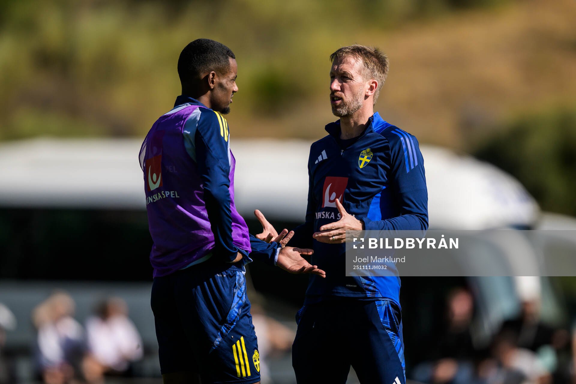 Alexander Isak and head coach Graham Potter of the Swedish