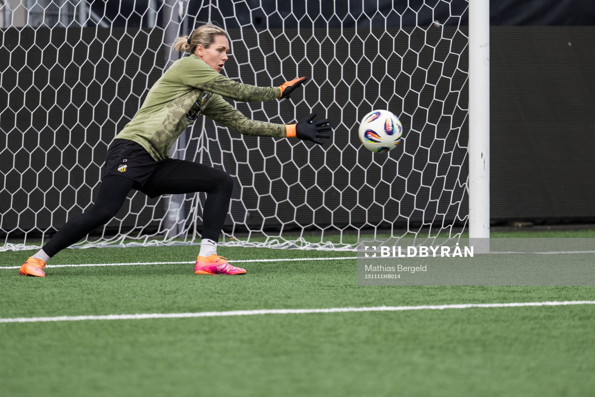 Goalkeeper Jennifer Falk