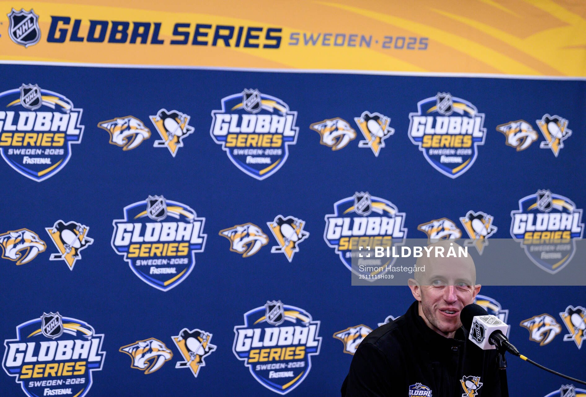 Head coach Dan Muse