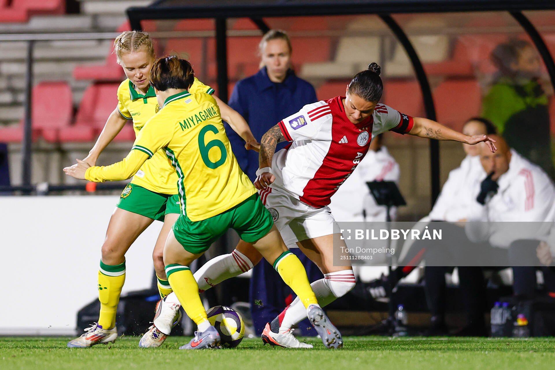 Asato Miyagawa of Hammarby and Sherida Spitse of Ajax