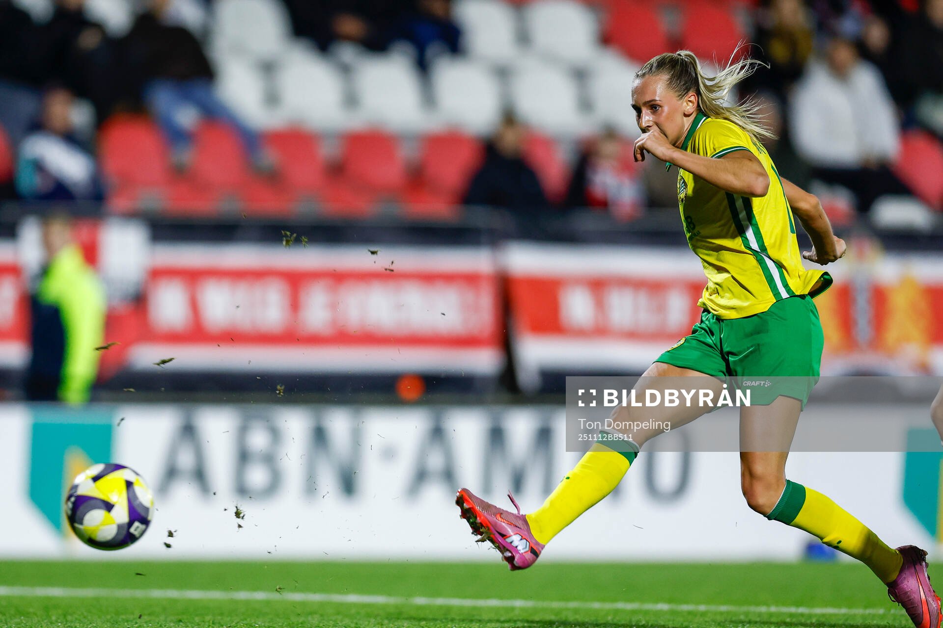 Ellen Wangerheim of Hammarby scores the 0-3 goal